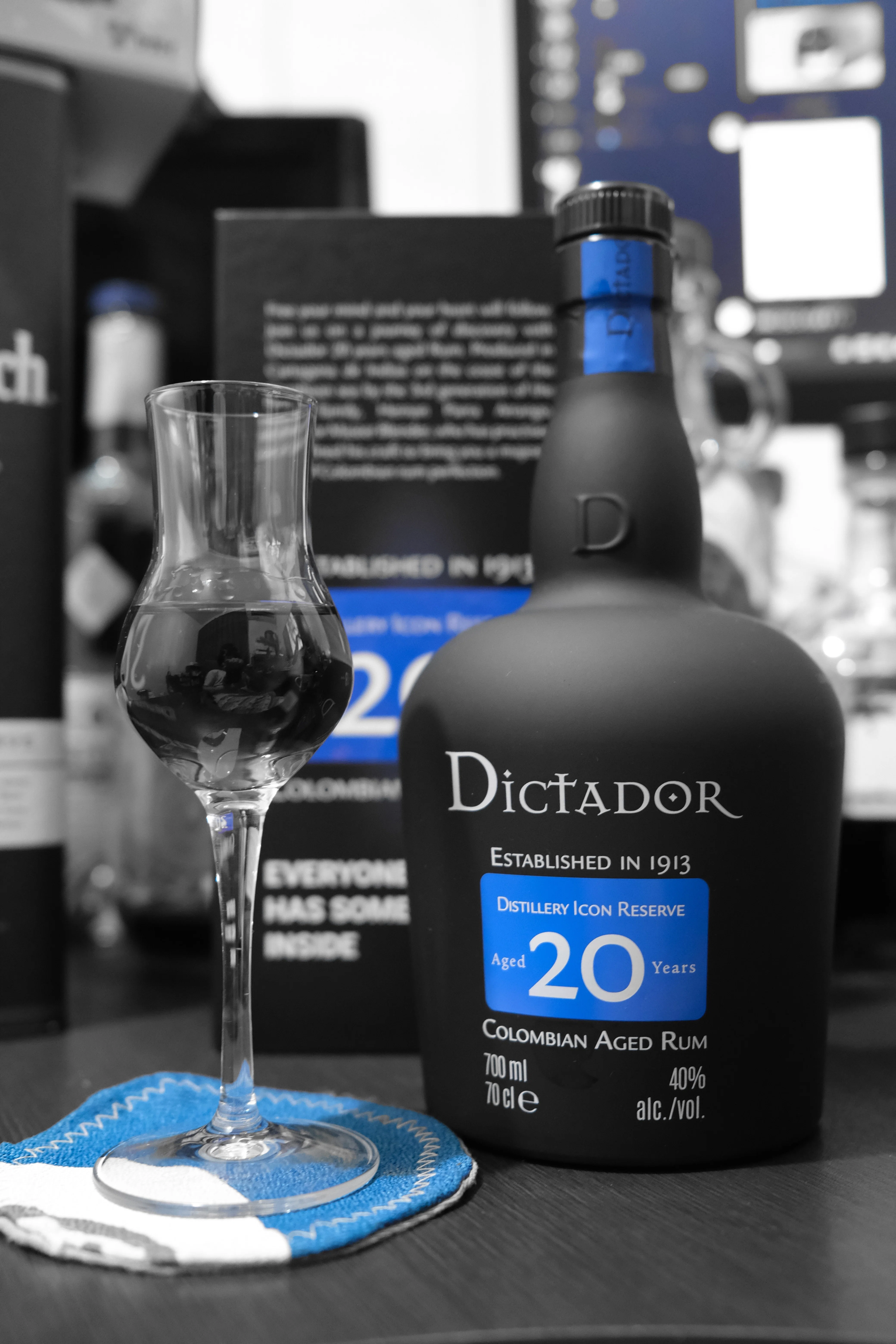 お酒メモ：ディクタドール20年｜月曜休み。