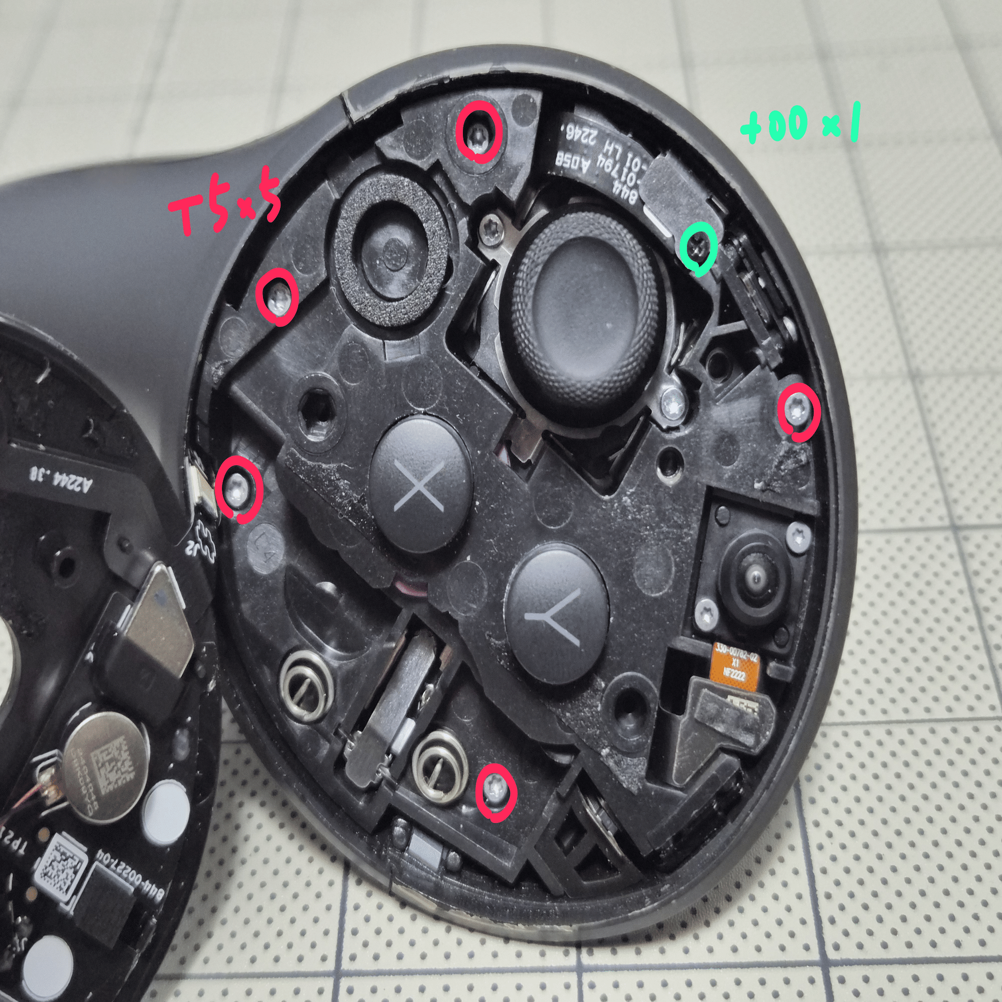 Quest Pro コントローラーのスティック交換備忘録｜くれま