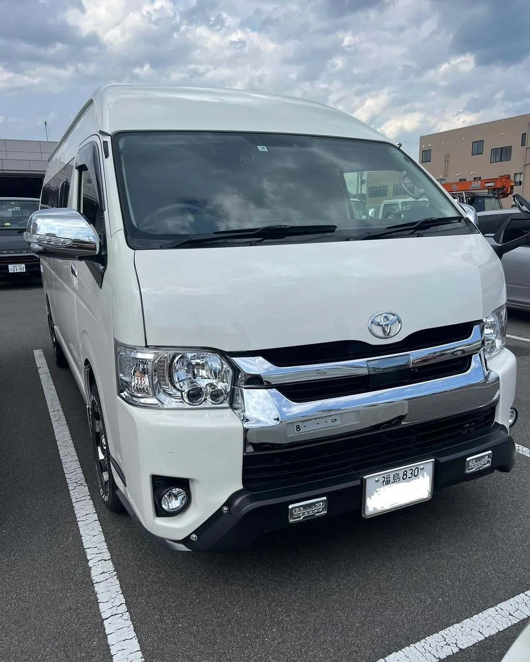 ファスプシート付きハイエースを8ナンバー登録|スーパーロング4WD