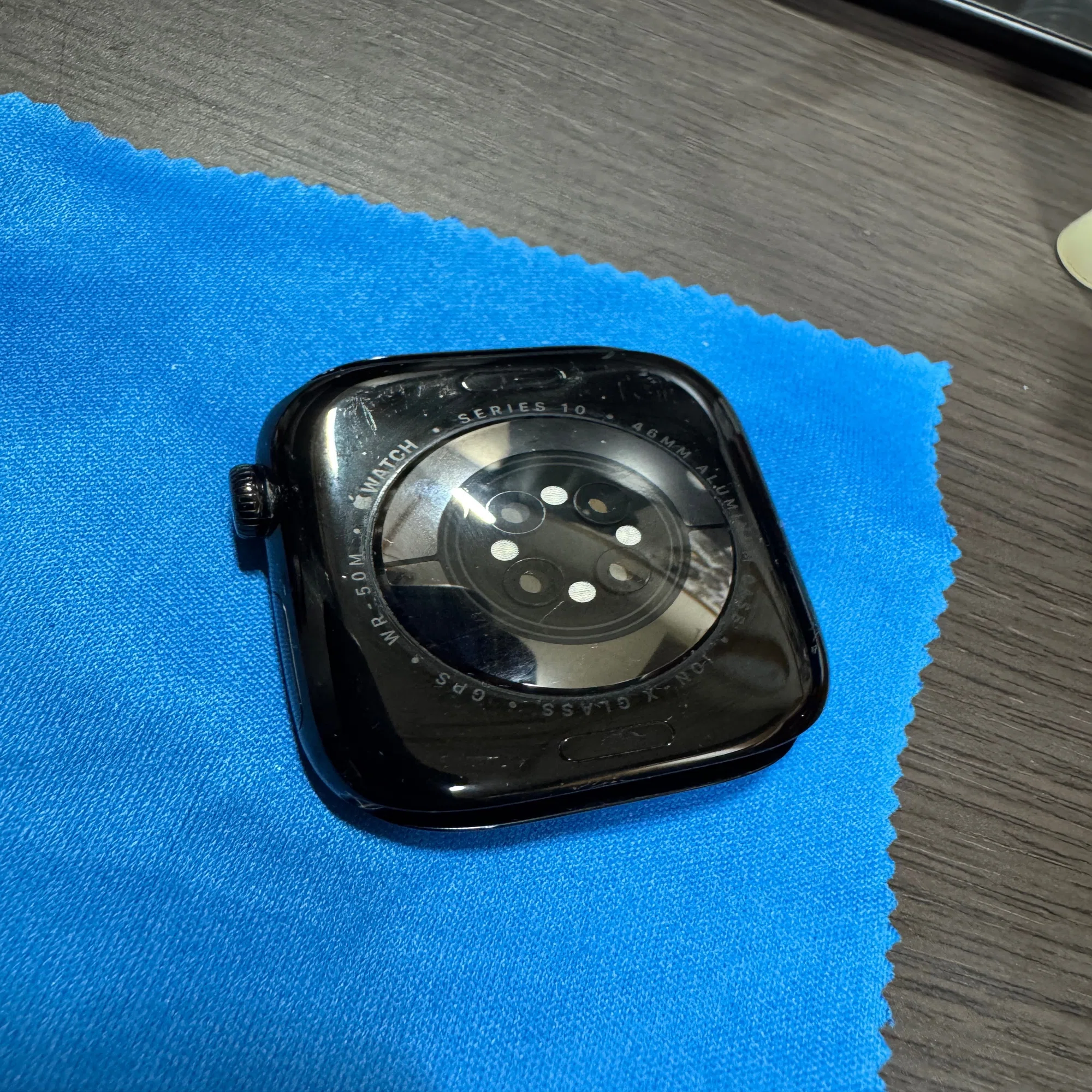 AppleWatchジェットブラックを完璧にしよう！！【塗装剥がれ】｜のむ 
