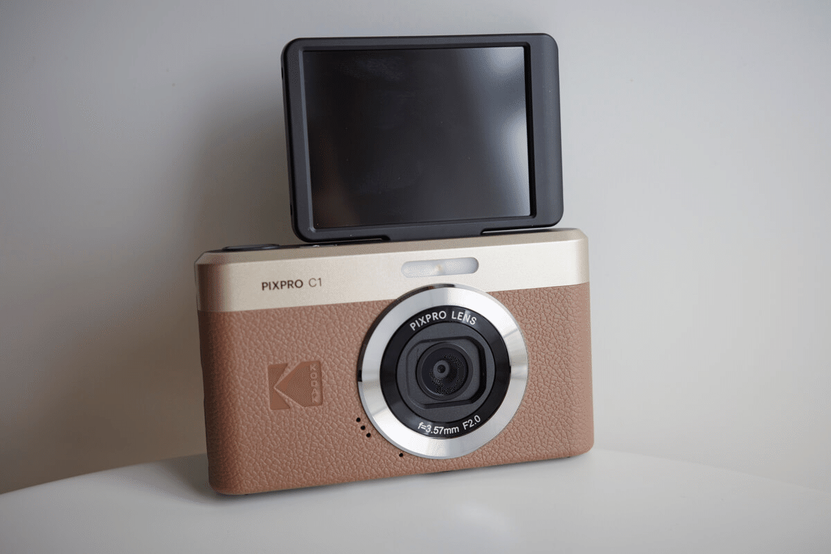 レビュー】ポケットサイズの相棒「コダック PIXPRO C1」が楽しい。1万