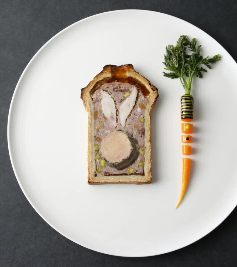 Turtle Pate Pursuing Sustainable Gastronomy: Sea Turtle Pâté en Croûte [Pâté in ...