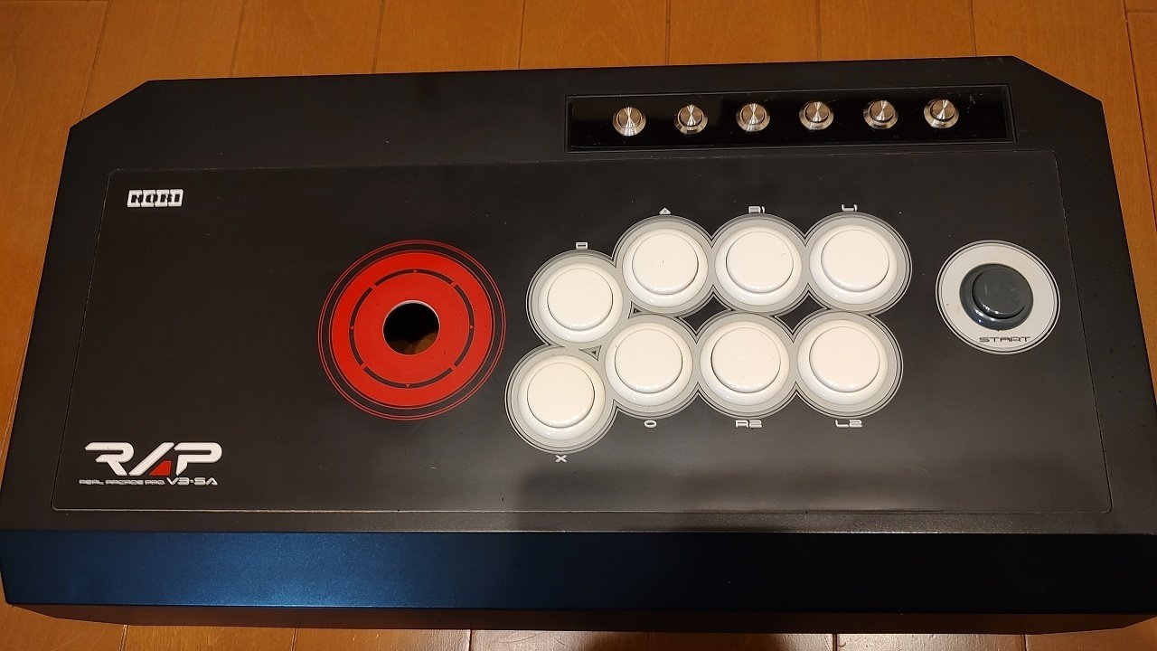 使わなくなったアーケードコントローラ（RAP.V3 SA）を現代機に。Brook