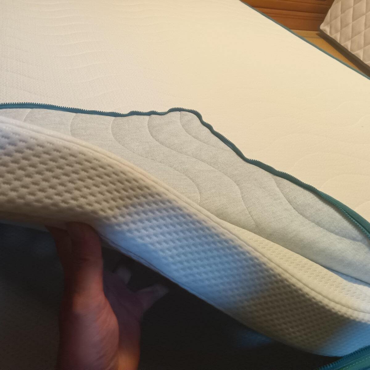 コアラマットレスプラス硬さ切り替え