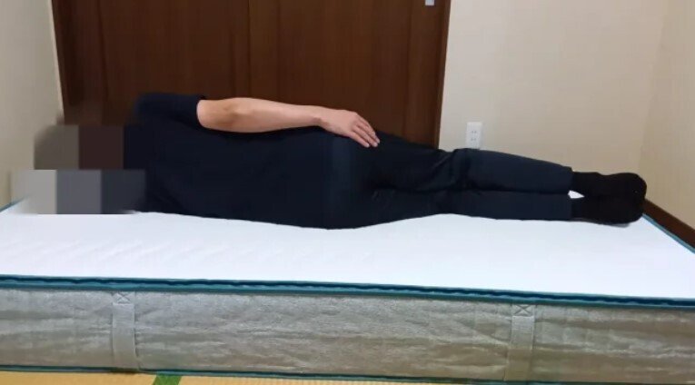コアラマットレスプラス横向き