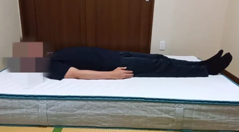 コアラマットレスプラス仰向け