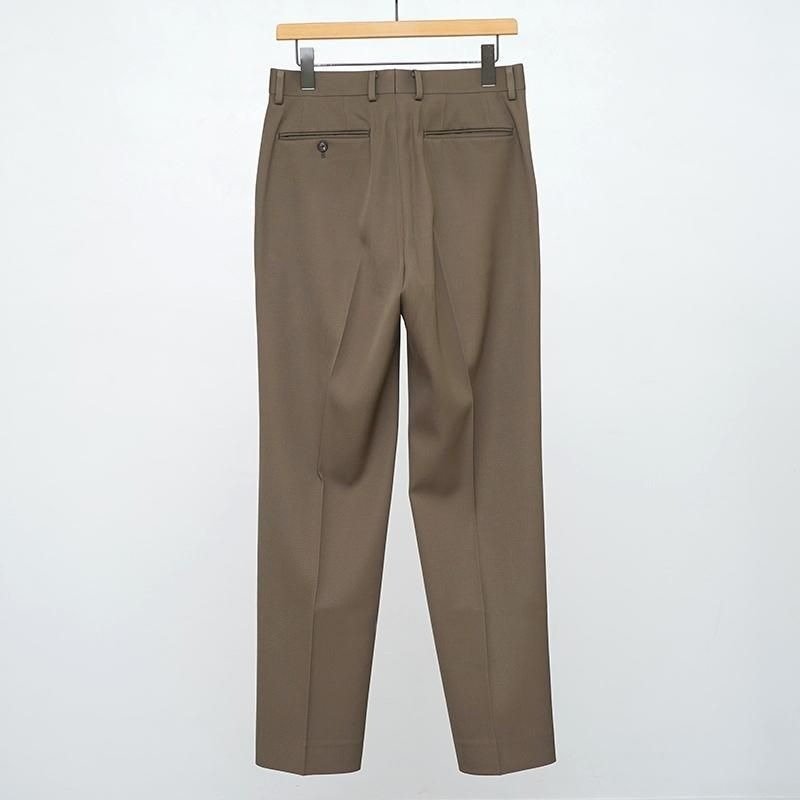 強さも、品も。AURALEEの定番。」｜THIRTY' THIRTY'