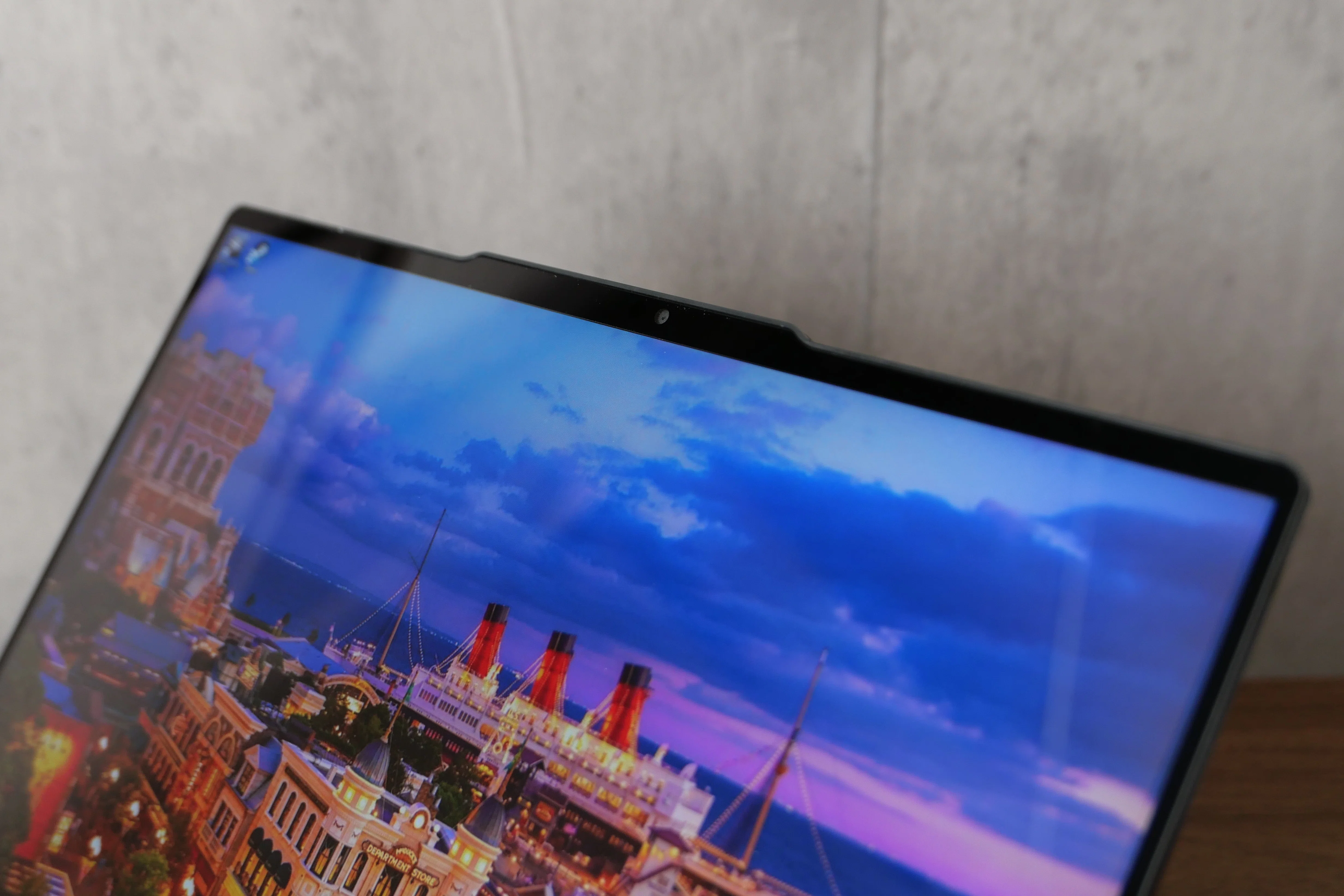 Macbookに勝てるWindowsPCは2年経っても全然現役。最強のオシャレPC
