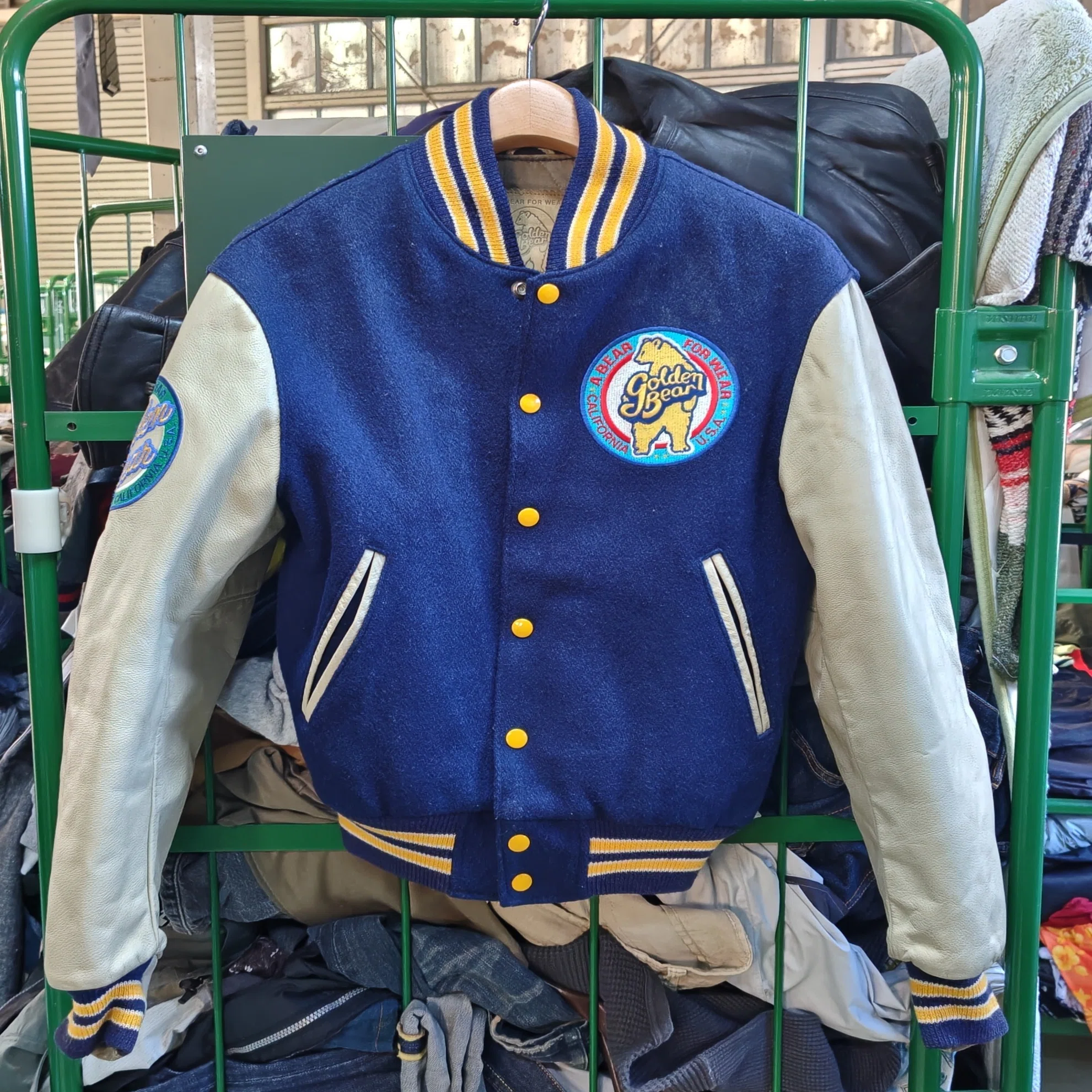 GOLDEN BEAR?の袖革スタジャンをレスキューした?CALIFORNIA?MADE IN 
