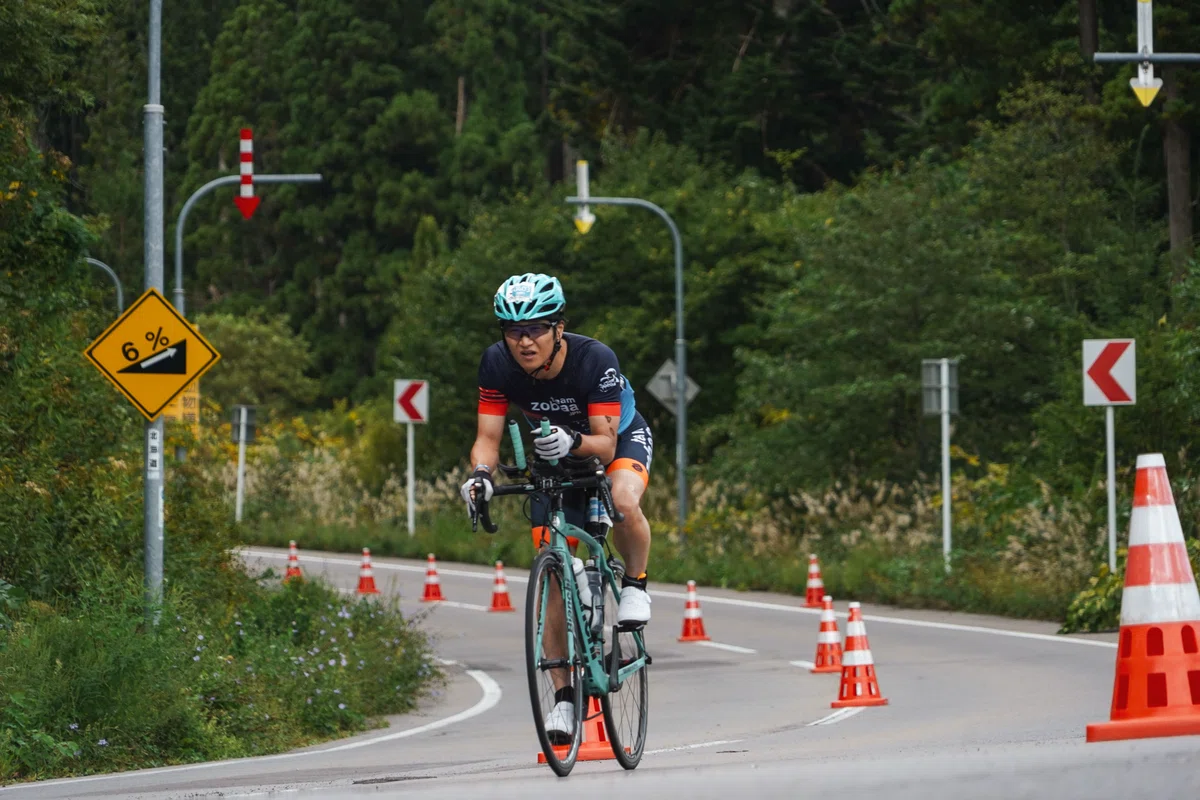 トライアスロン初心者が泳ぎ3.8km、自転車180km、ラン42.195kmの