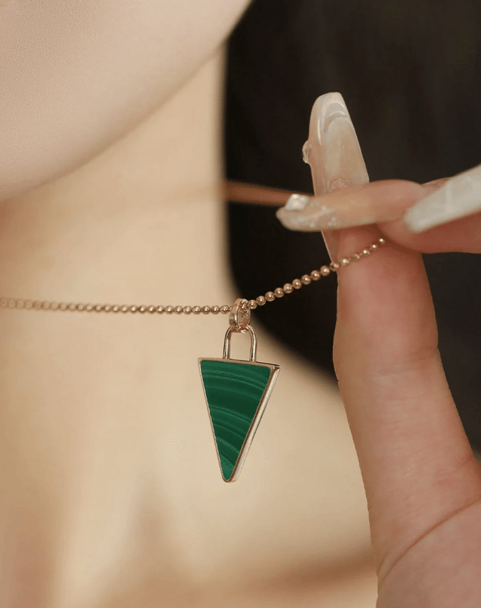 K18YG WG バチカン パーツ ダイヤモンド チャームホルダー 18K K18 お気に入りのチャームをネックレスに繋ぐ｜Jewelry Hills Tokyo