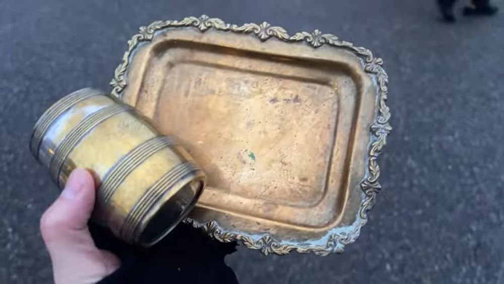 フランスの温泉水を飲むための道具？蚤の市で見つけたアンティーク