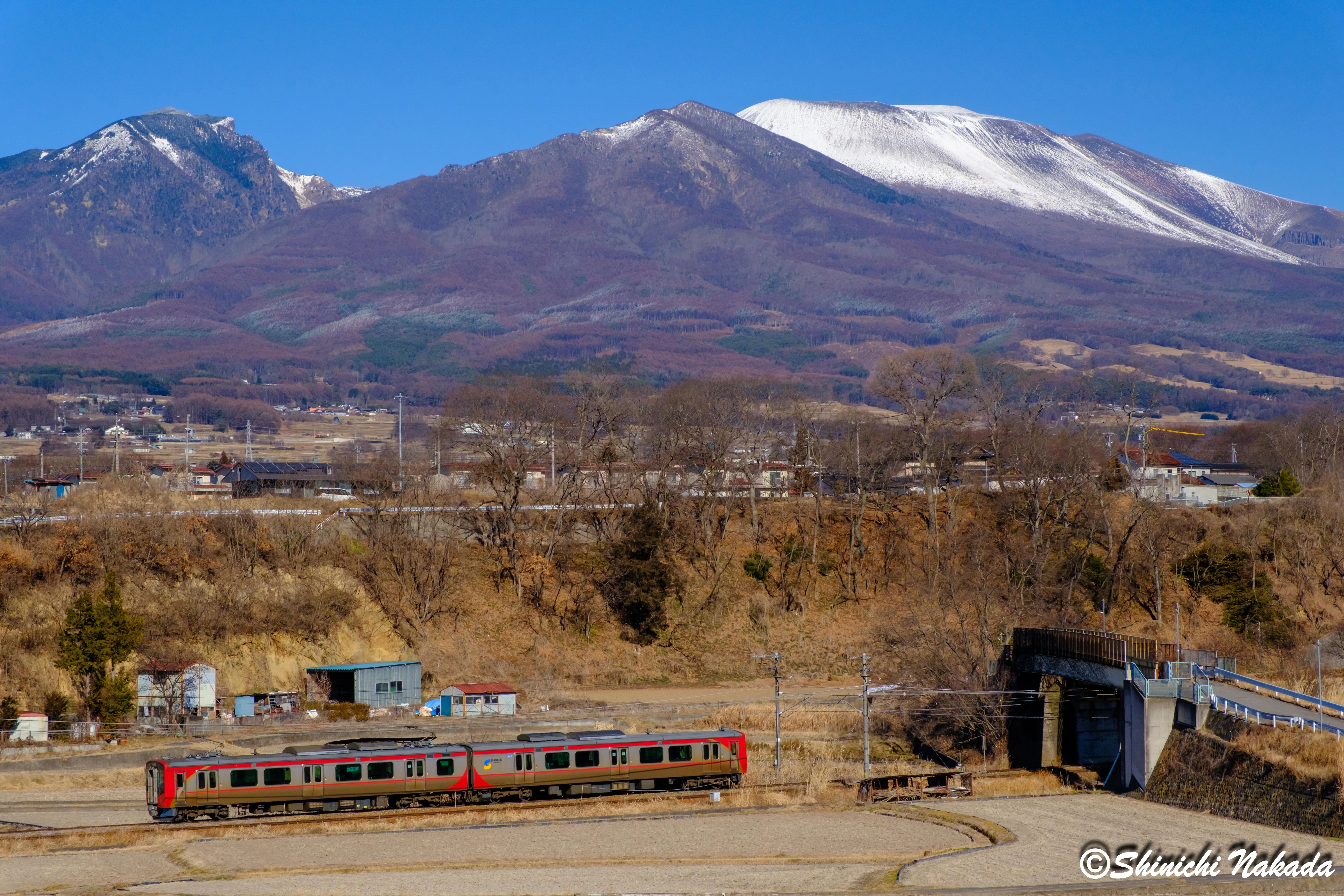 しなの鉄道と浅間山と北アルプス｜Gokuraku_oyaji