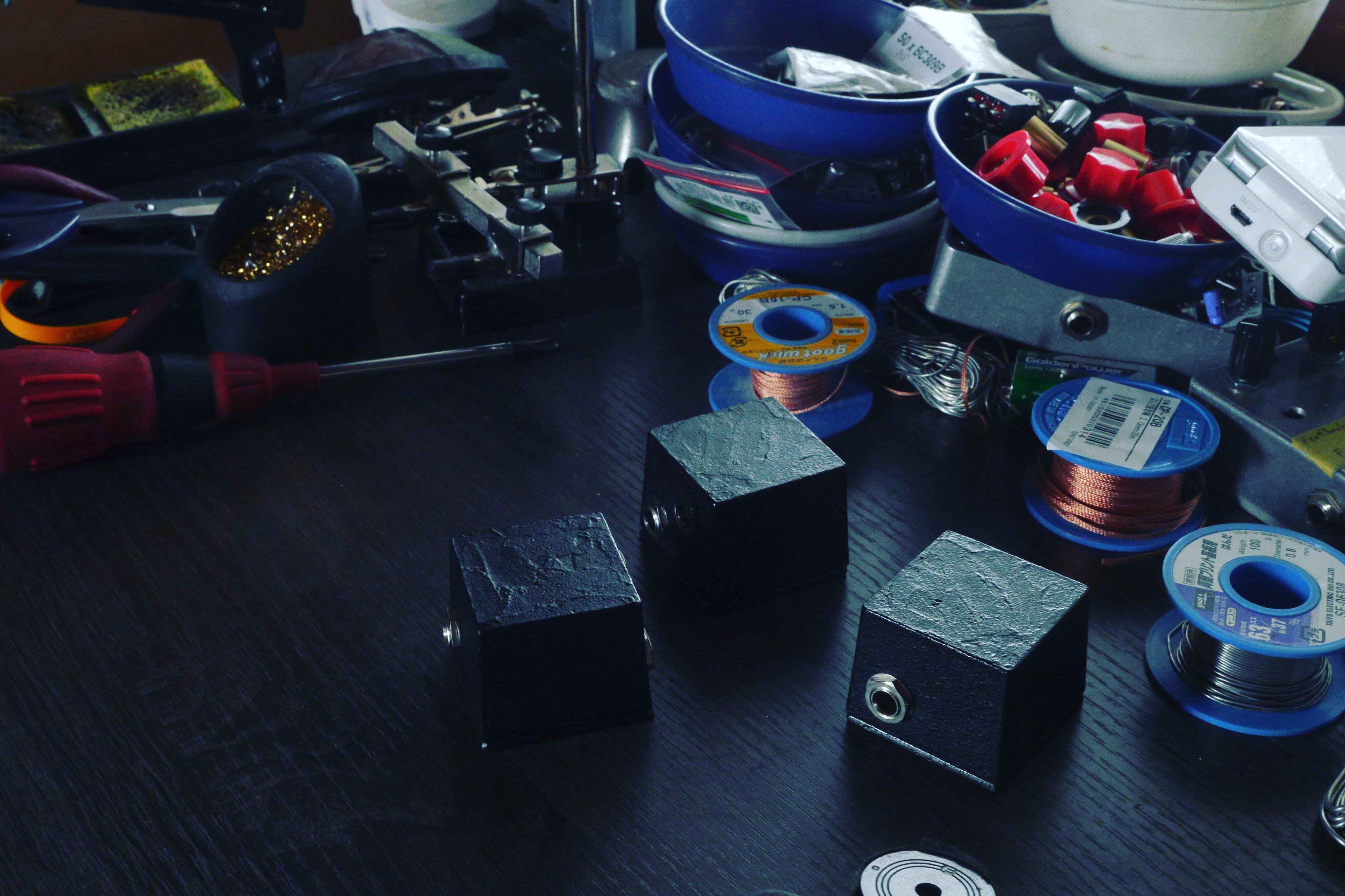 黒匣 “KUROHAKO”｜南部鉄器の小さな箱で、ボードの音を「整える