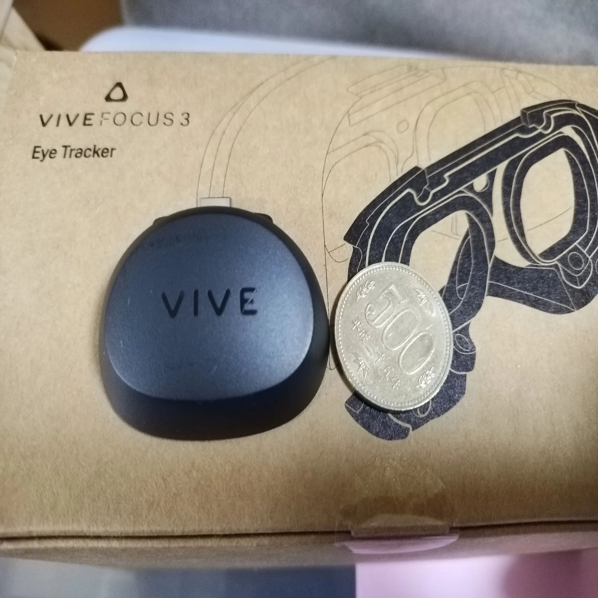 VIVE Focus3を「完全体」へ。アイトラ・フェイシャル追加後のVRChat 