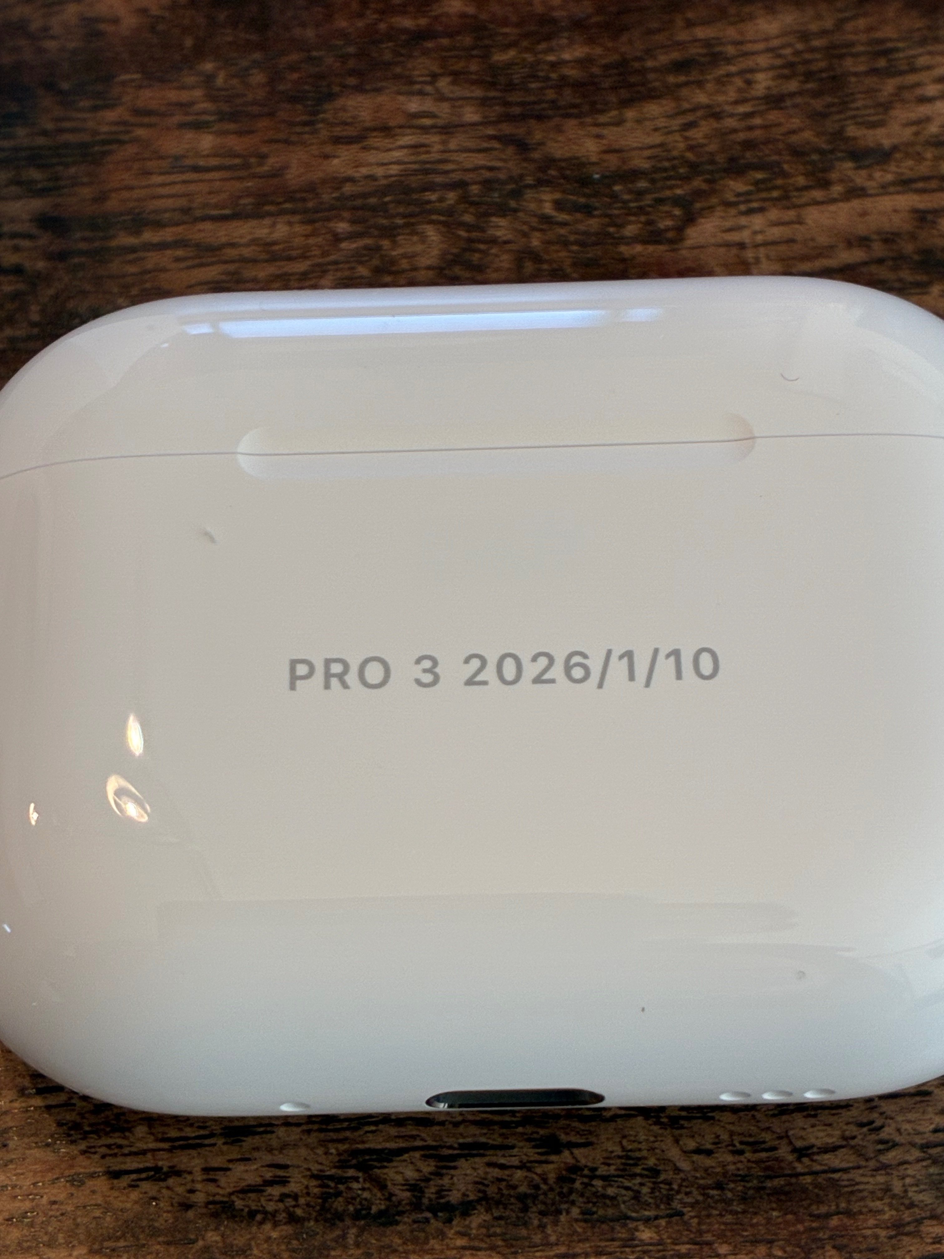 EXCEL] Apple初売りでAirPods Pro 3を購入したのは失敗だったか