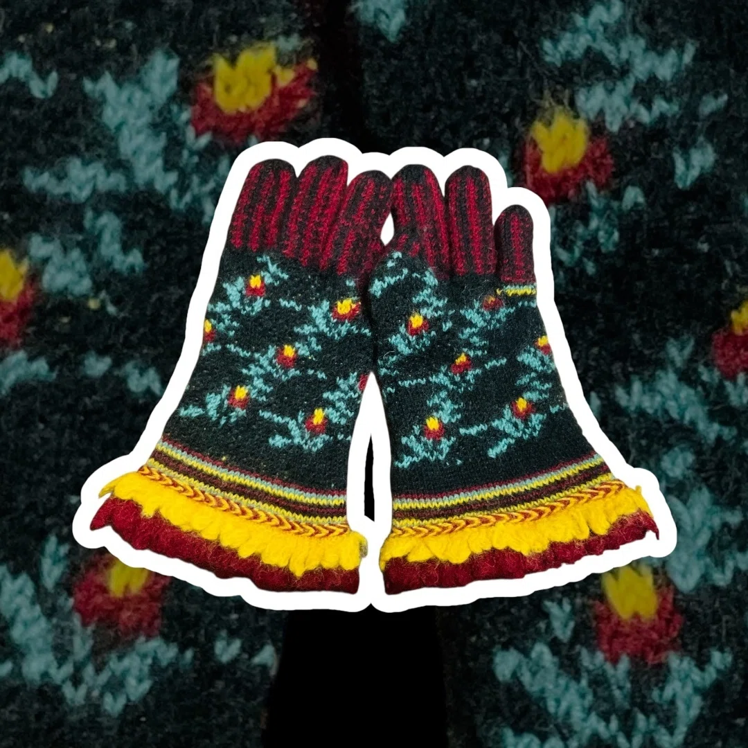 ラトビア編みのパペット　シロヤギさん ラトビアミトン好きだけど知らない事だらけ🧶｜OTÖMEと遊ぼ