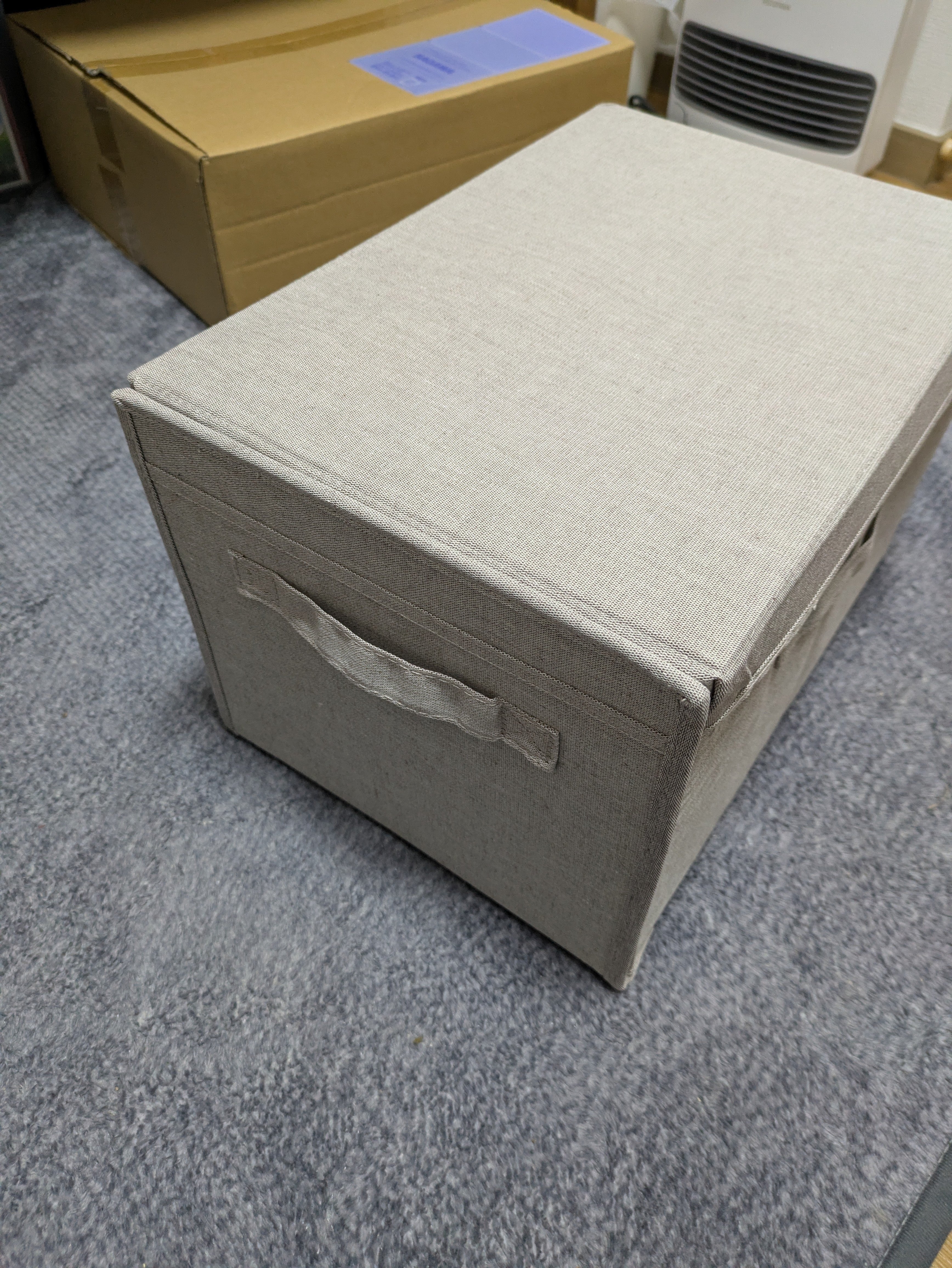 大量のプレイマットを収納可能!!ニトリの折りたたみ収納ボックス！（未