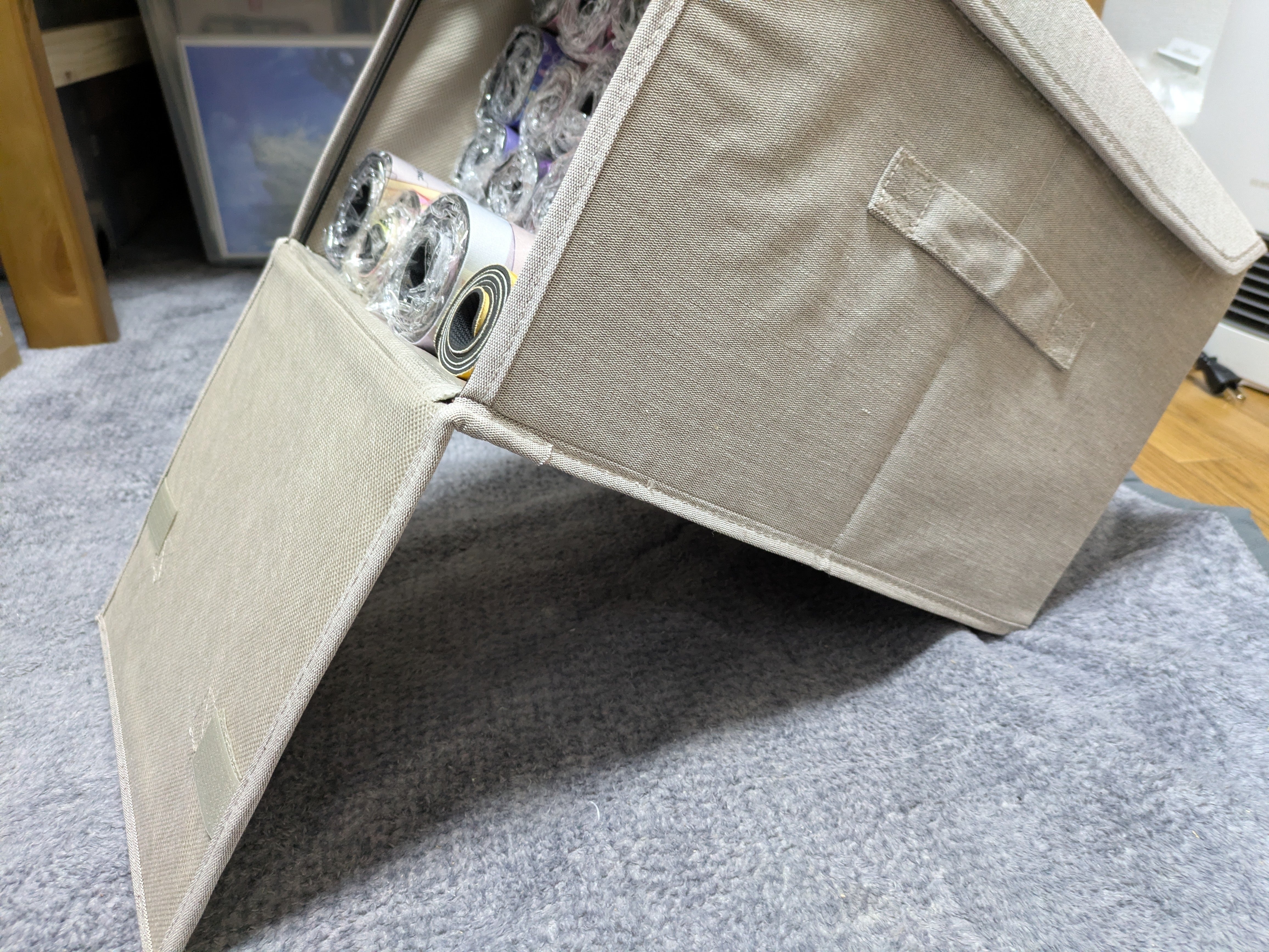 大量のプレイマットを収納可能!!ニトリの折りたたみ収納ボックス！（未