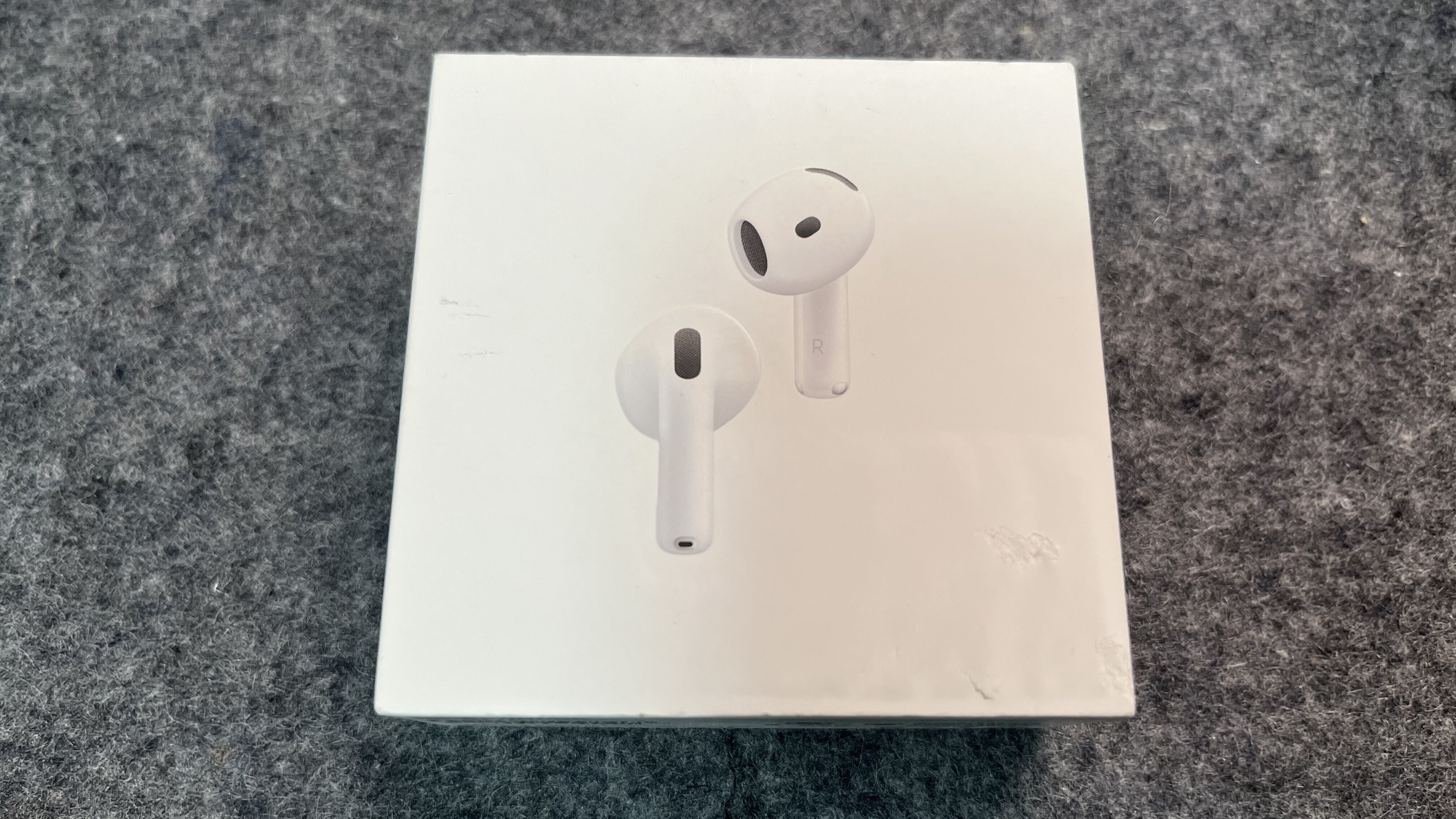 実機レビュー】AirPods 4（ANC搭載）は買いか？装着感・音質・ノイズ
