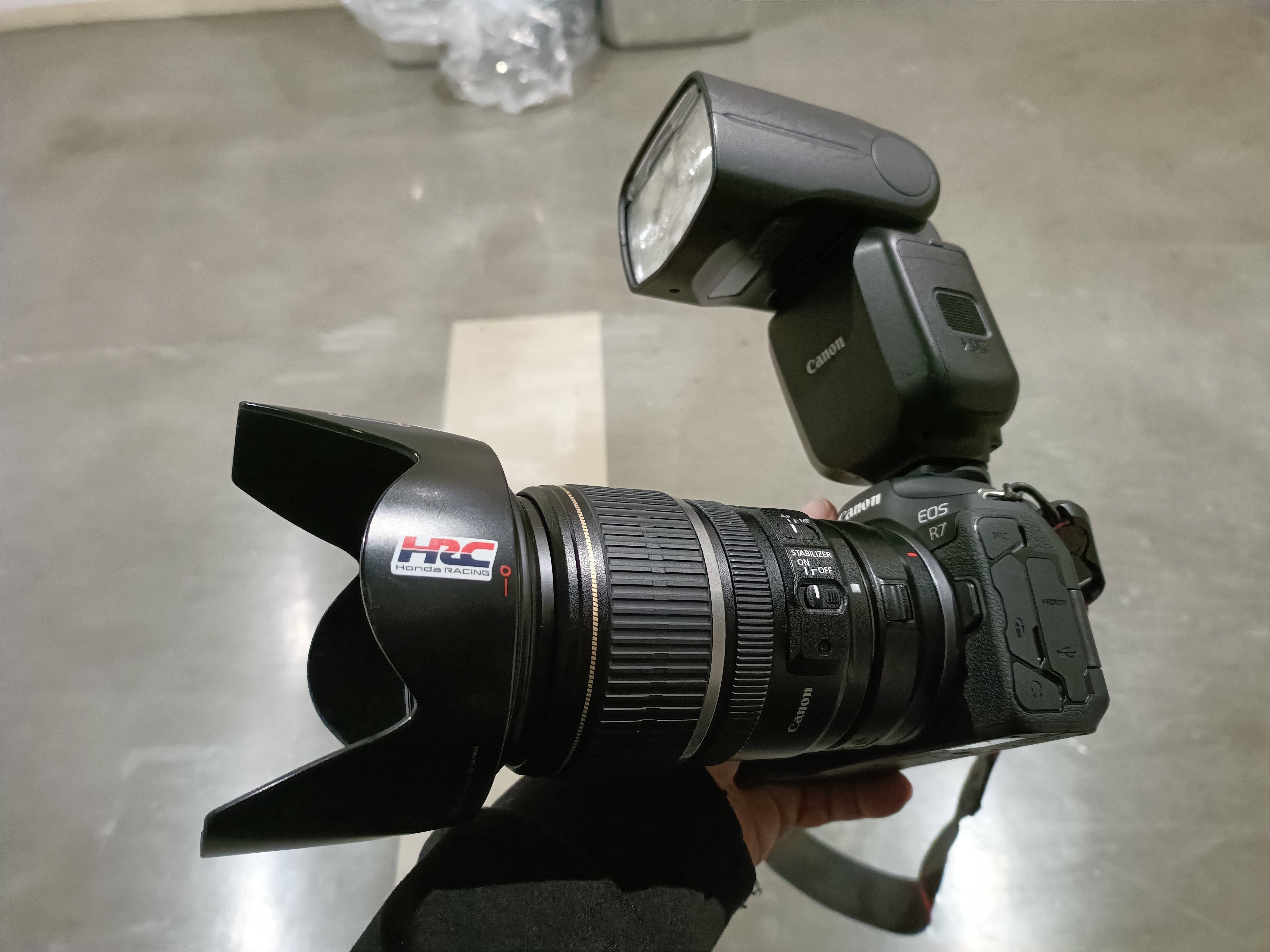 サードパーティーストロボを買っている場合ではない！Canonのストロボ