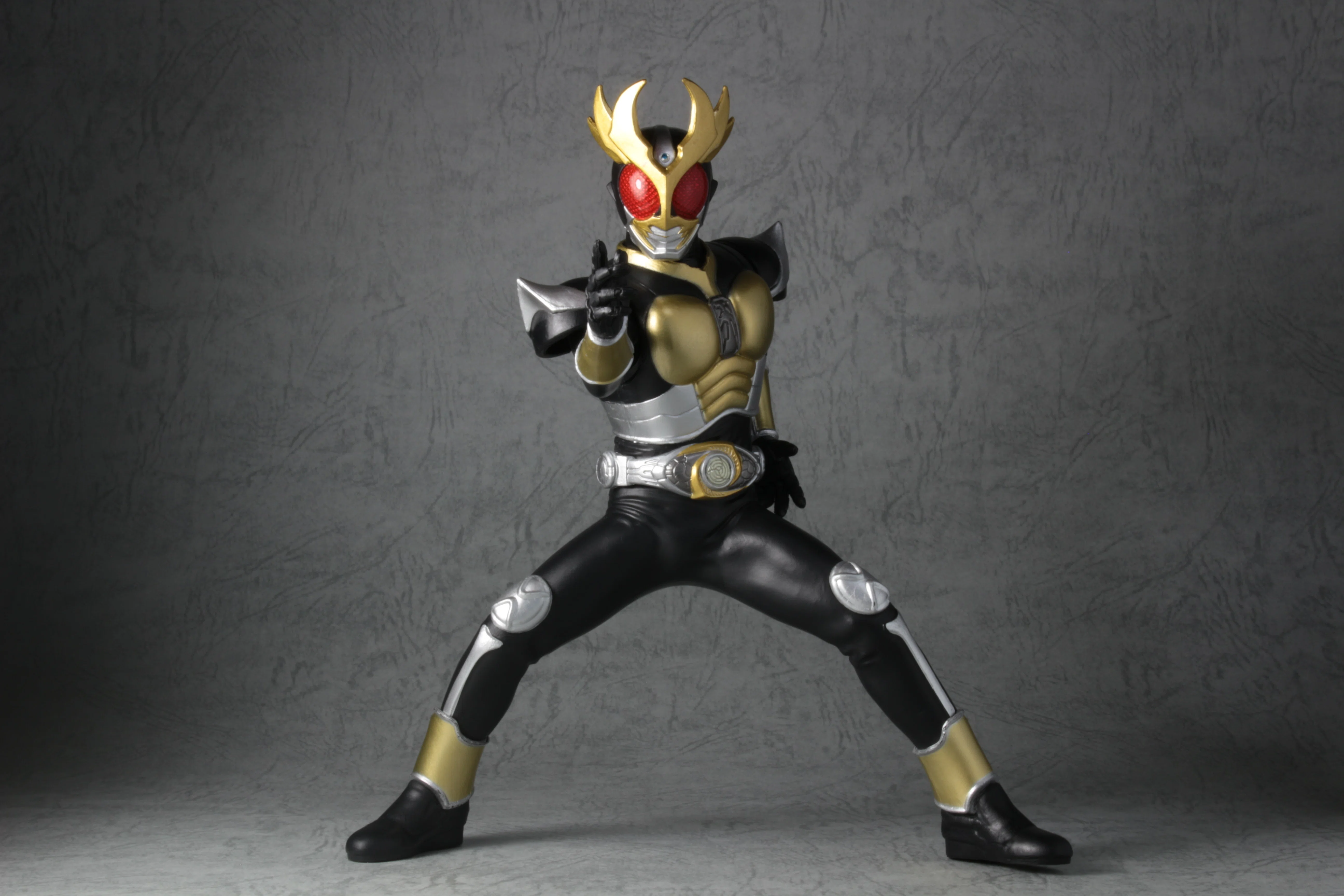 改造&塗装】英雄勇像 仮面ライダーアギト 【リペイント】｜アシム
