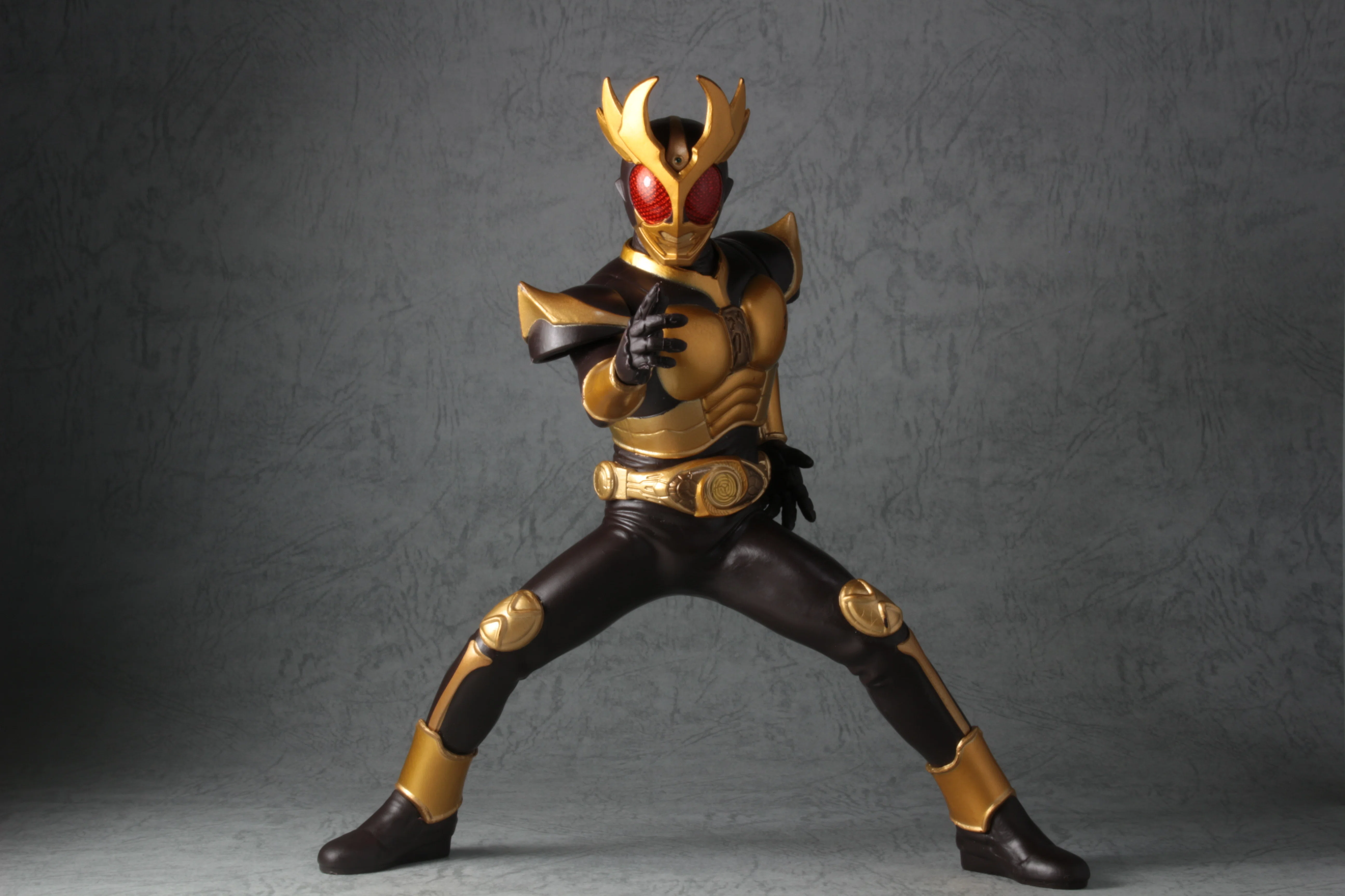 改造&塗装】英雄勇像 仮面ライダーアギト 【リペイント】｜アシム