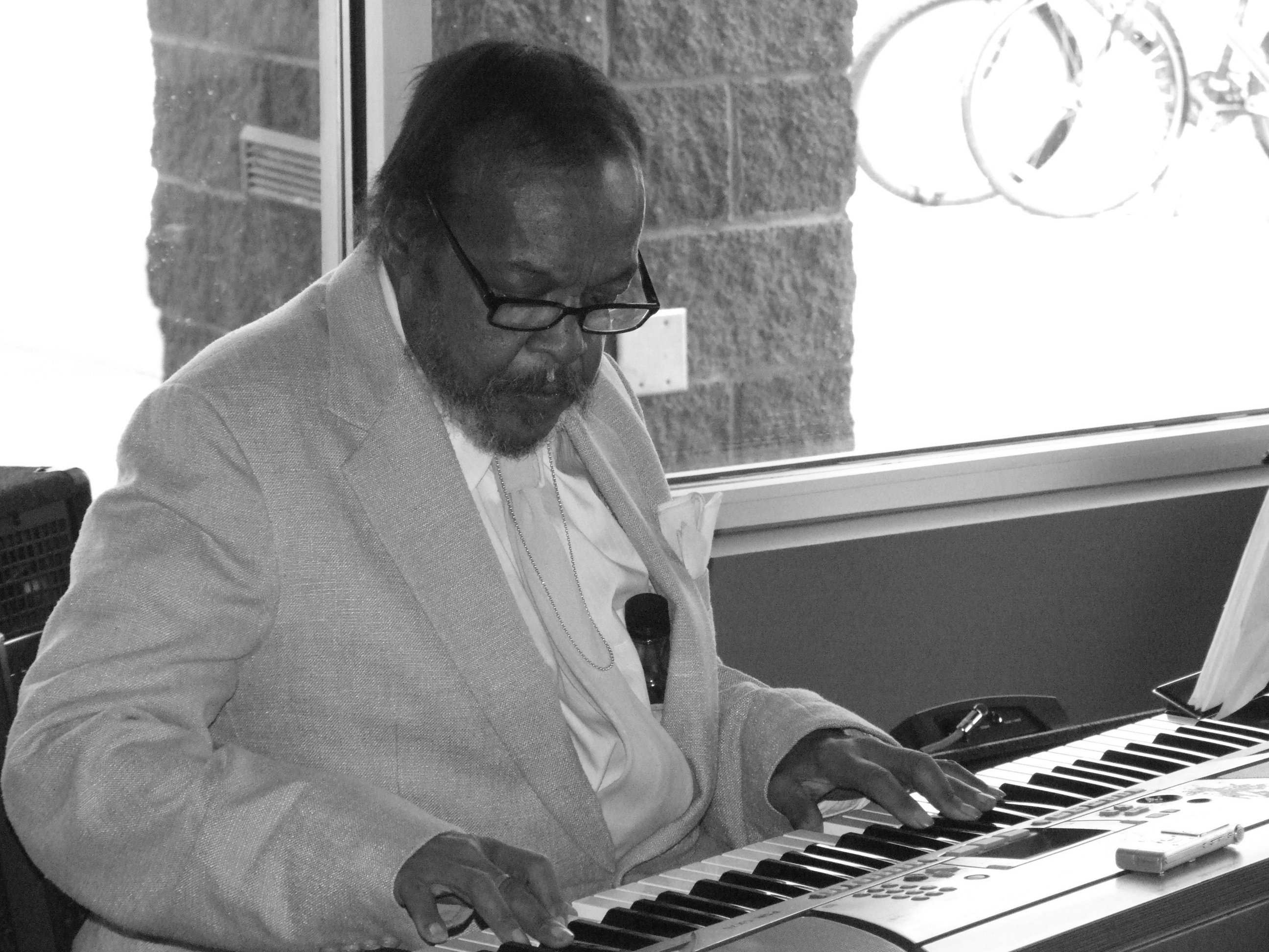 ブラック・セイント／ビリー・ハーパー｜佐藤達哉