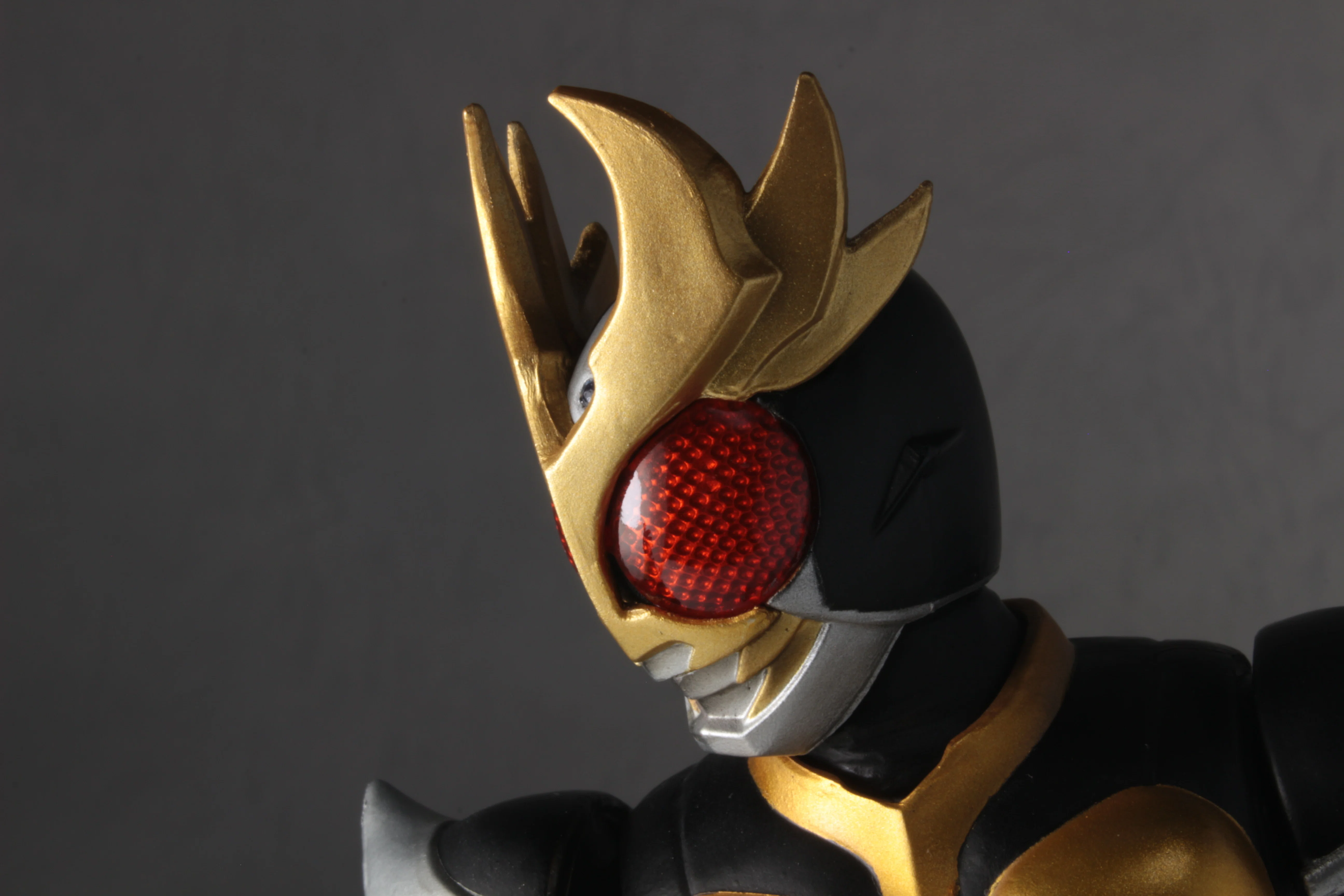 改造&塗装】英雄勇像 仮面ライダーアギト 【リペイント】｜アシム