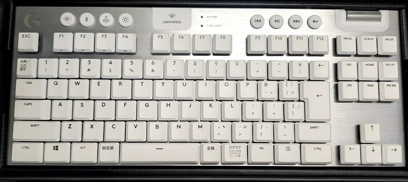 白デスク派におすすめ！ホワイトキーボード5選【仕事・ゲーミング対応