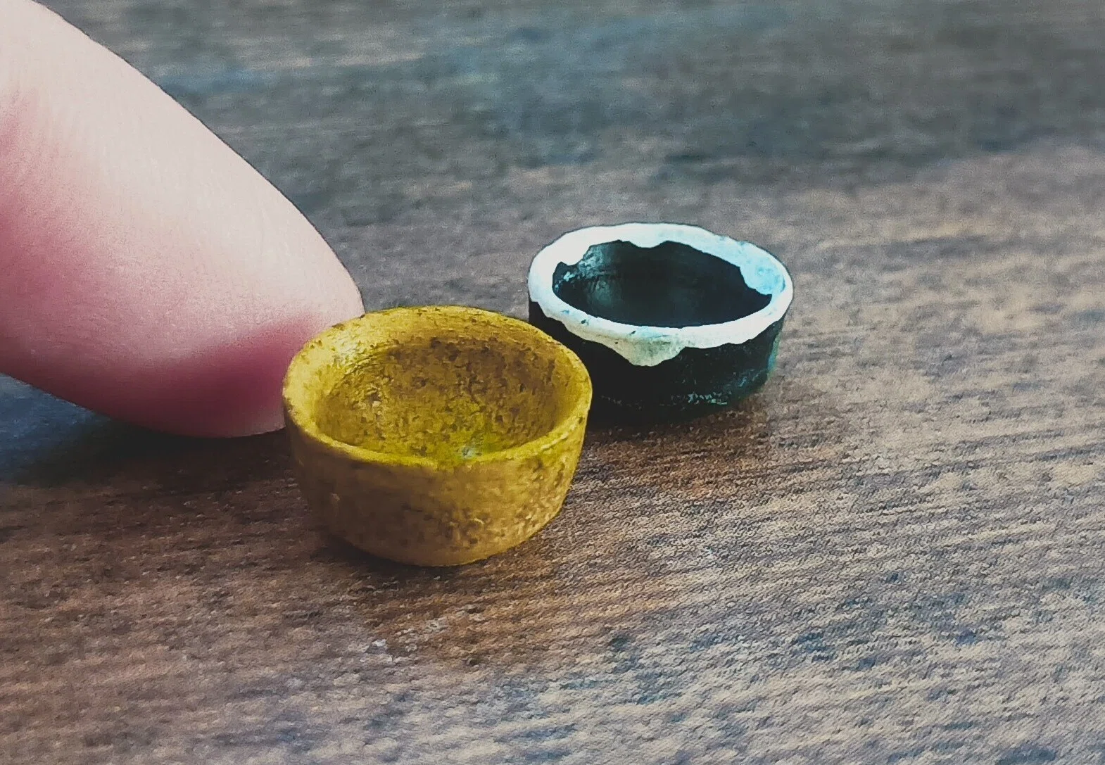 しげる　昭和レトロ 粘土型 8個セット 陶芸 鋳型 ミニチュア陶芸】オーブン粘土を小型電動ろくろで成形してオーブン