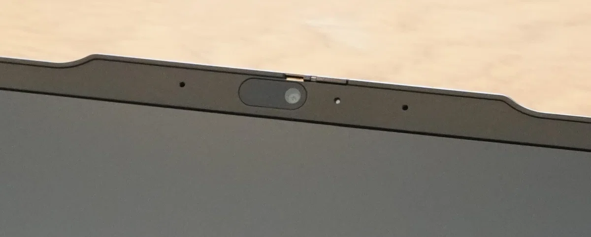 Lenovo ThinkPad E16 Gen2 AMD プライバシーシャッター