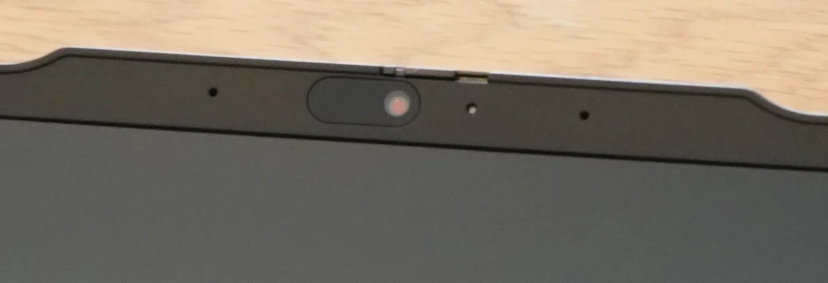 Lenovo ThinkPad E16 Gen2 AMD プライバシーシャッター