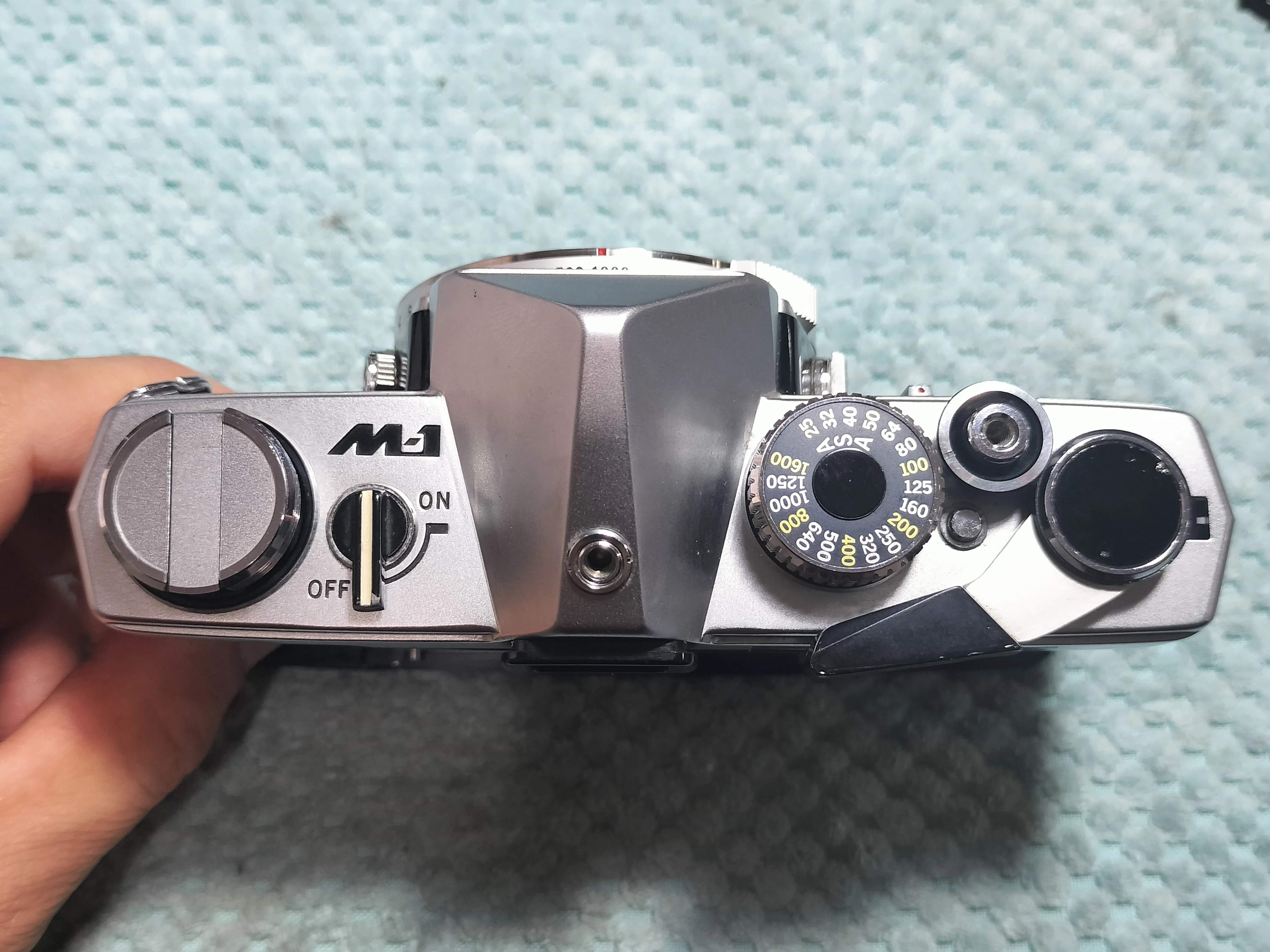 Olympus M-1の分解｜フィルムカメラ修理のアクアカメラ