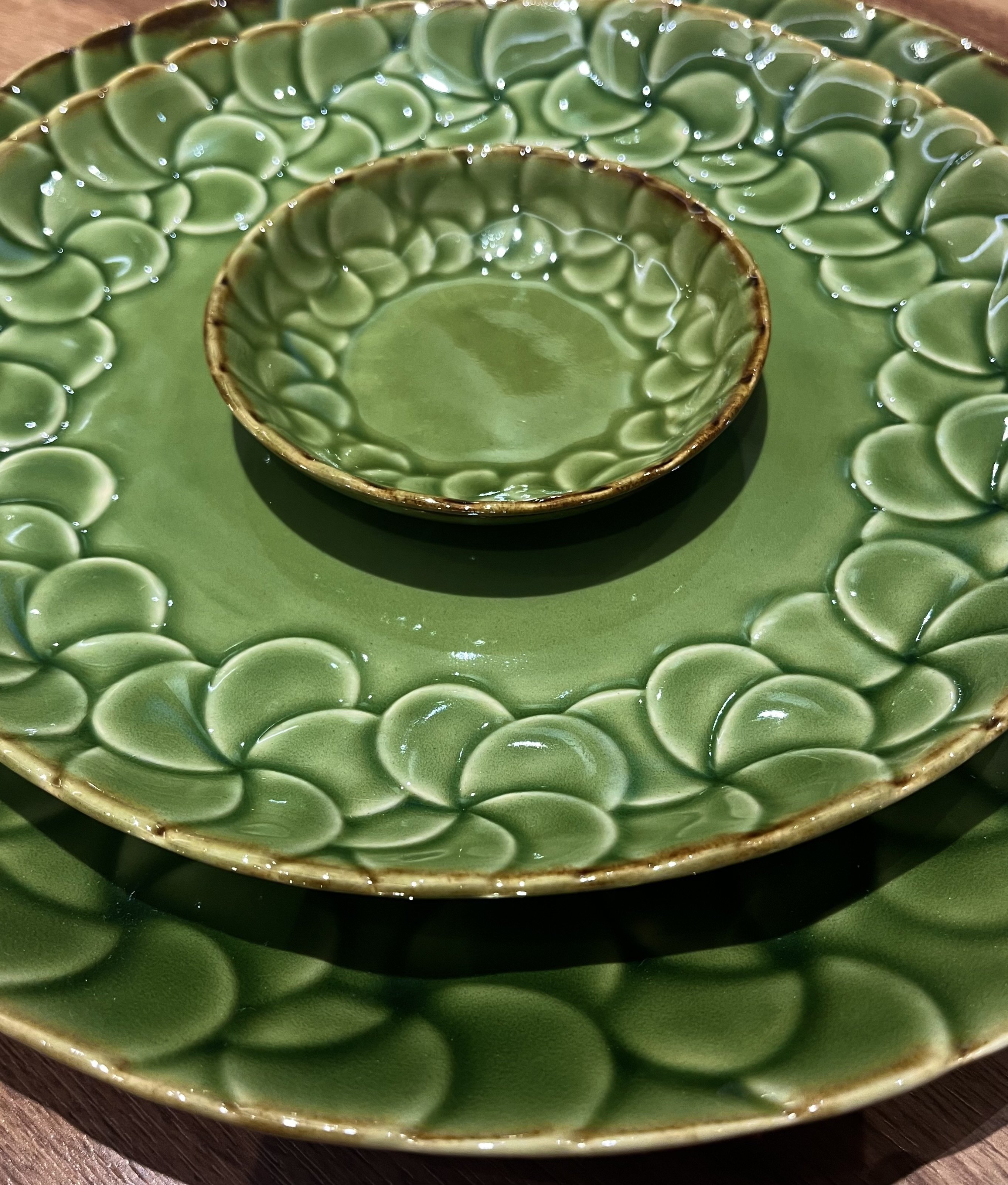 ジェンガラ陶器と谷崎潤一郎「陰翳礼讃」｜Linda Aoki