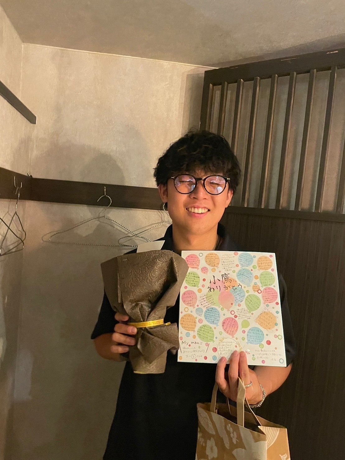 CRAZY ABOUT｜大学卒業後は車関係の会社で営業職に就職