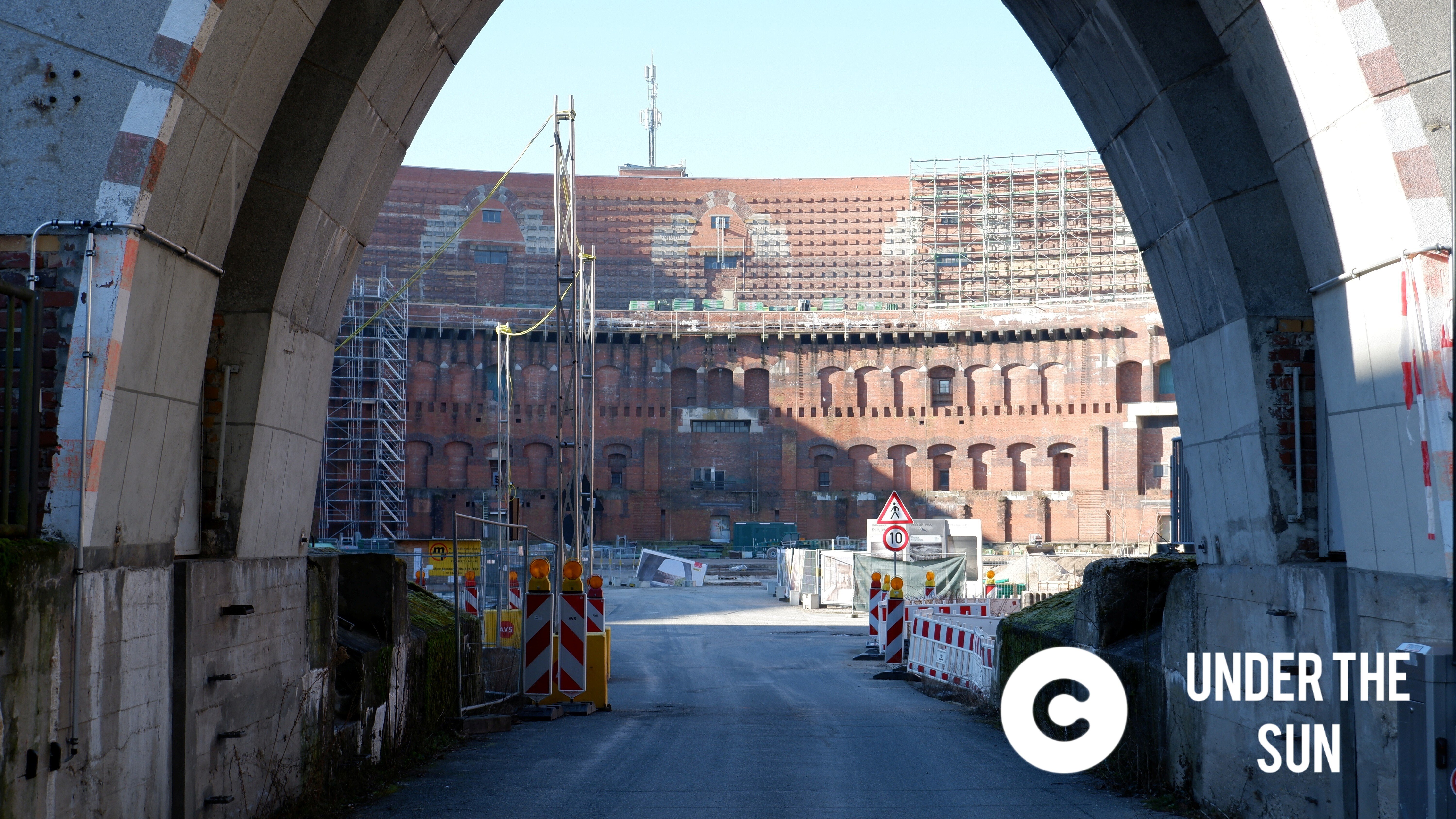 🇩🇪莫大なスケール、ニュルンベルクに今も残るナチス党大会会場を