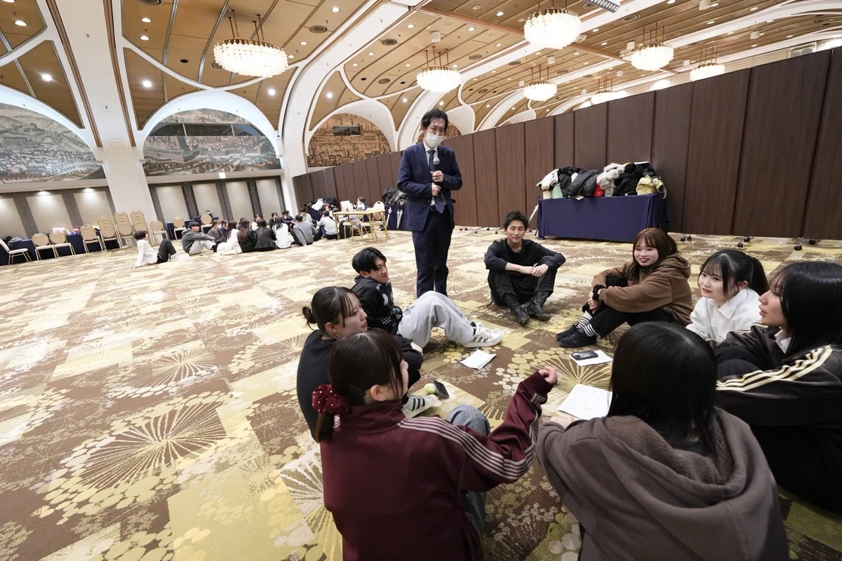 [In Training!] Preparations for the Graduation Project Presentation are ...