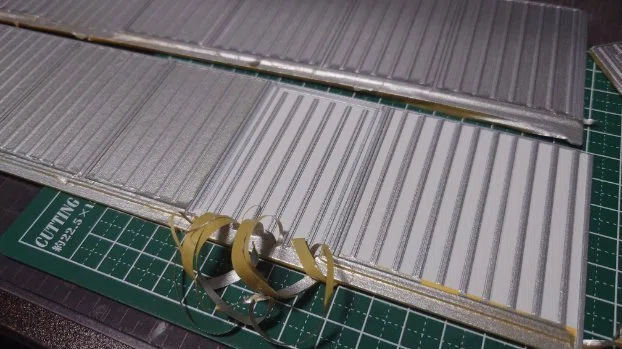デコトラ】 アオシマ 1/32 日野スーパードルフィン冷凍車 製作②