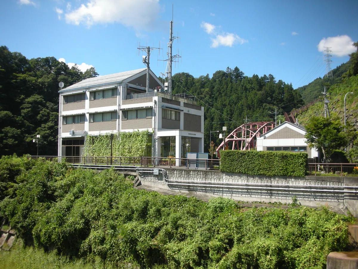 埼玉県　合角ダム　ダム管理事務所