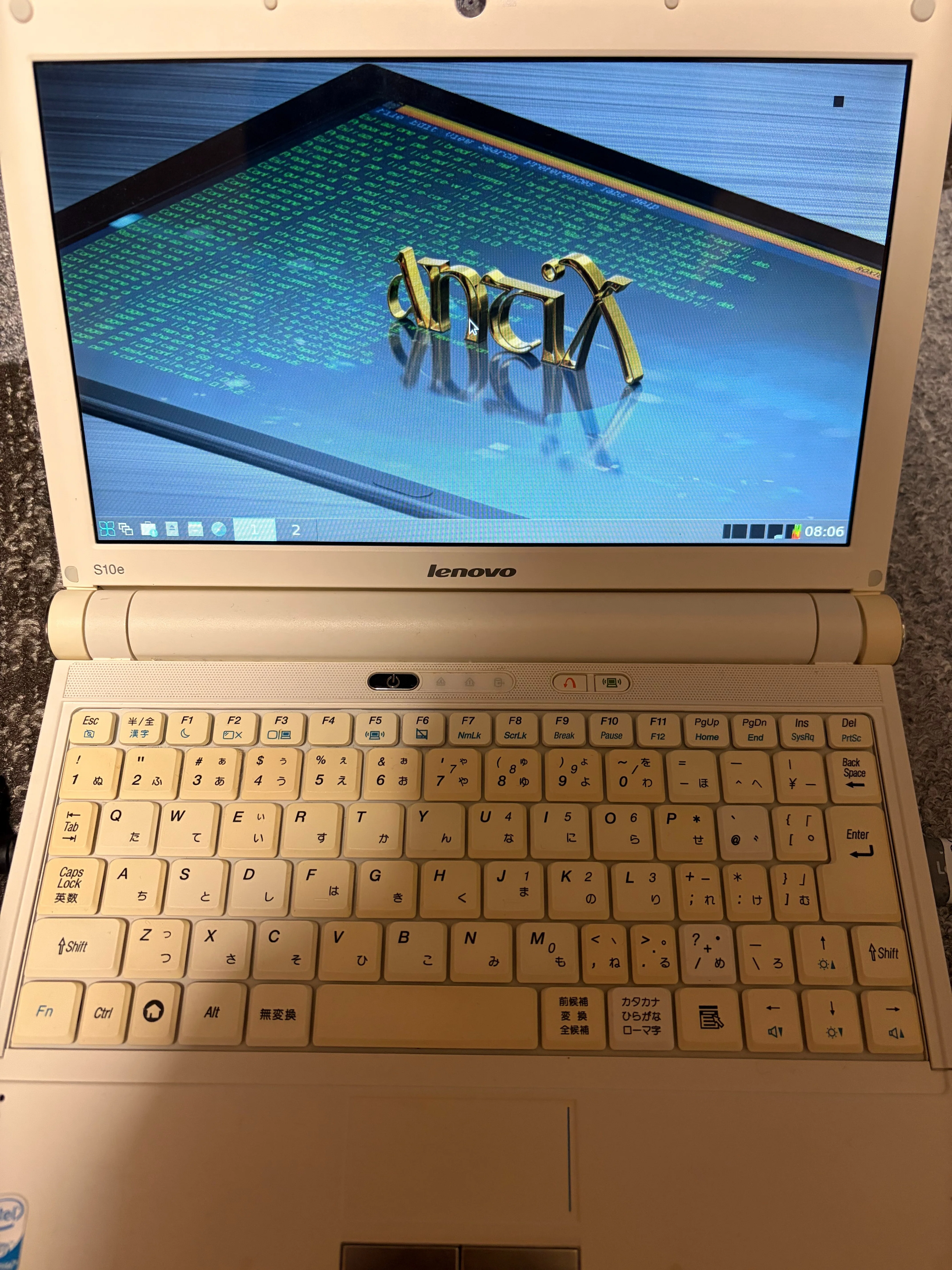 Lenovo S10eに最適なOSは見つかるのか？ ～ 32bit版Linuxをいろいろ