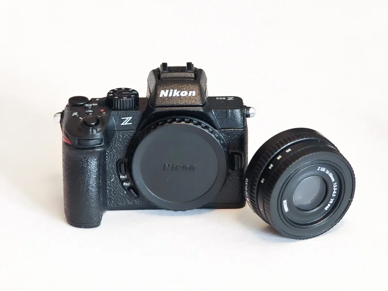 カメラ　コレクション カメラ買いました｜NIKON D850とZ50IIミニチュア｜カメラと写真