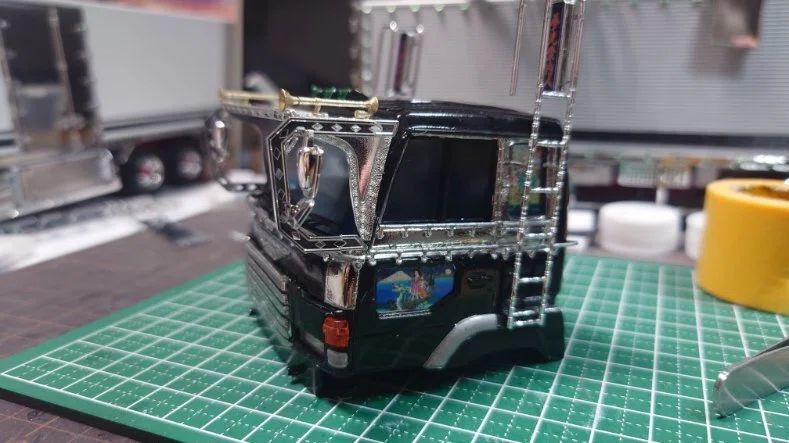 デコトラ】 アオシマ 1/32 日野スーパードルフィン冷凍車 製作③