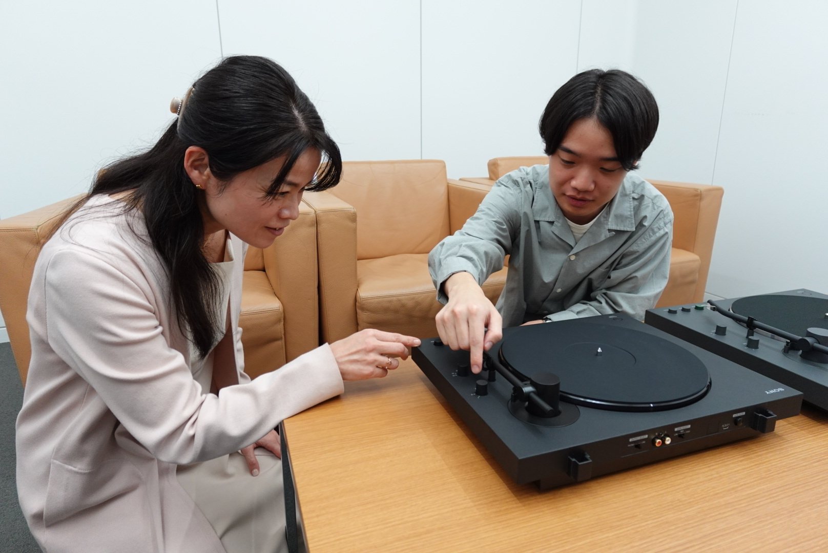 中の人に聞いてみた②】6年ぶりの新モデル？ソニー製ターンテーブルの