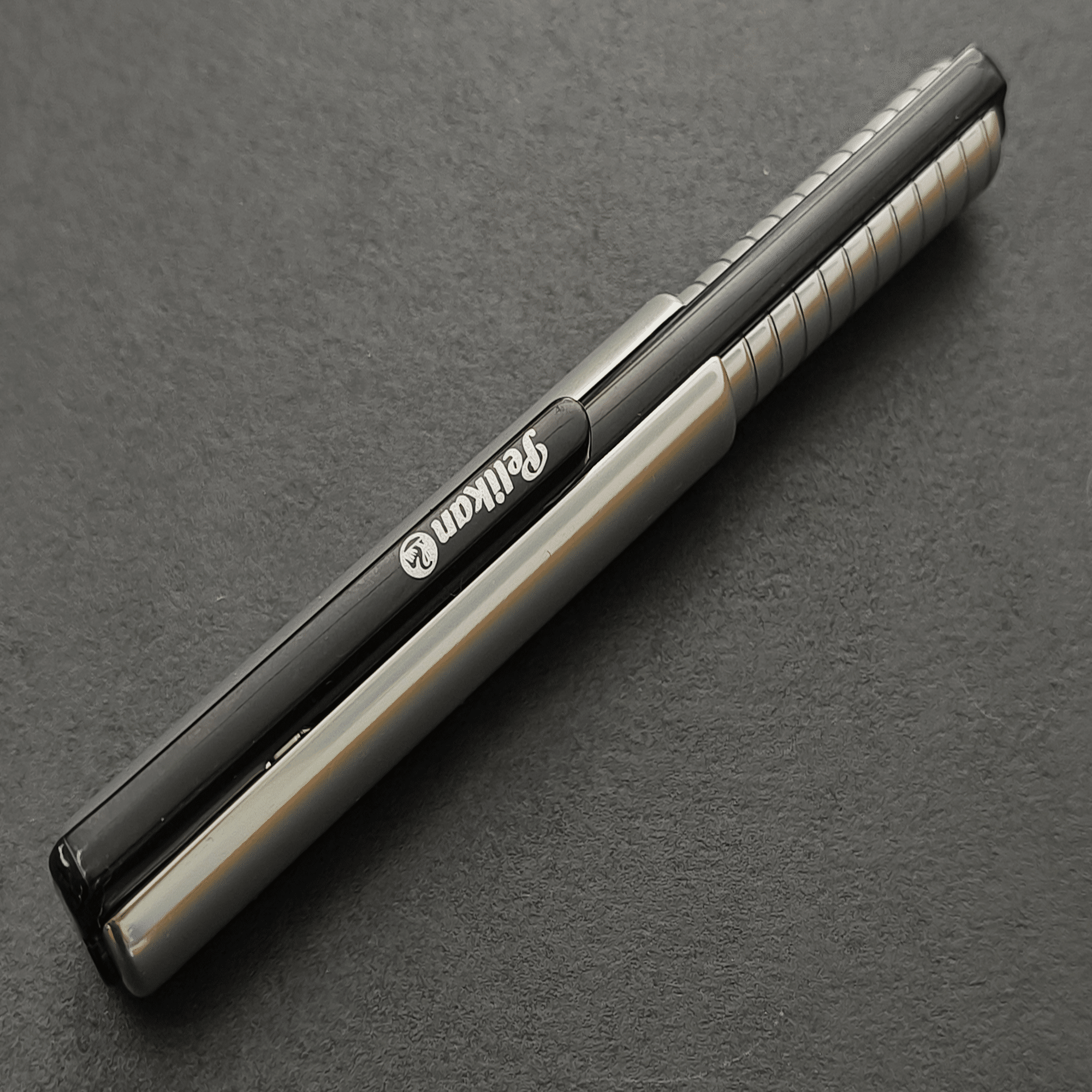 Pelikan Minoro｜KAWEkollektor