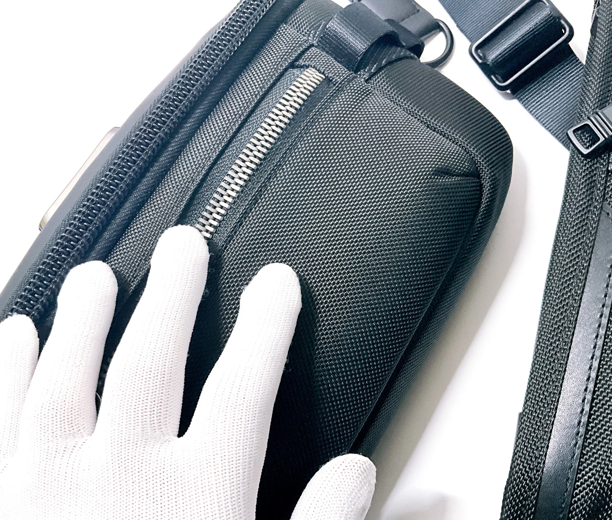 TUMI】「FXTバリスティックナイロン」と「リサイクルバリスティック