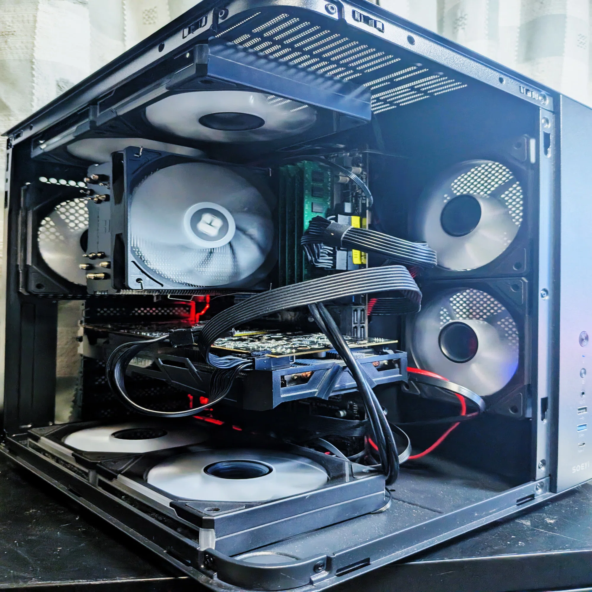 古いPCを2万円で最新ゲーミングPC風に光らせる！｜かるり