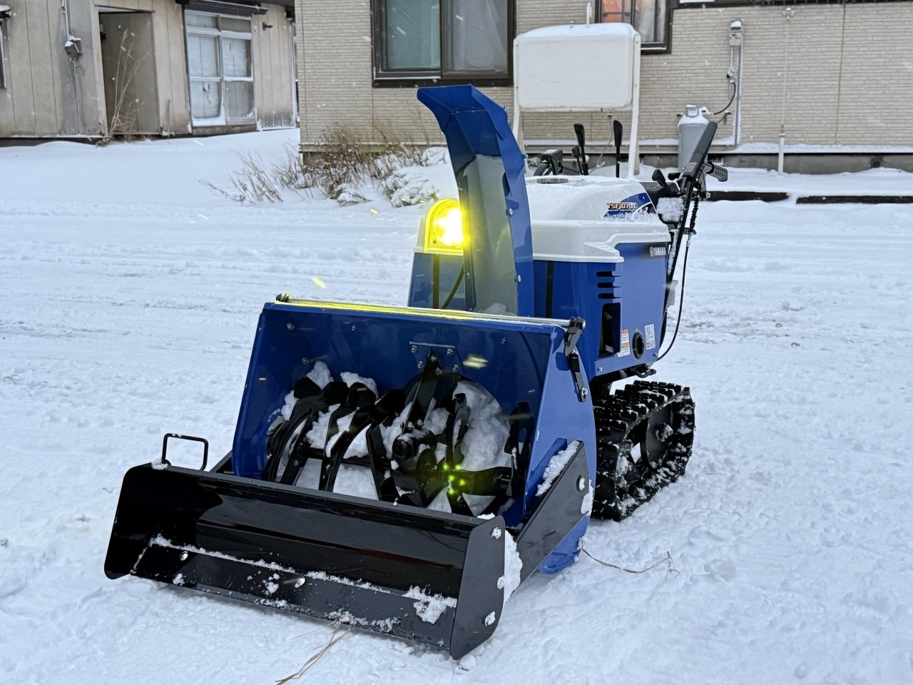 除雪機　YAMAHA　 実働不具合なし ヤマハ除雪機 YSF1070T-B買って良かったです。｜DIY実践日記♪しーちゃん