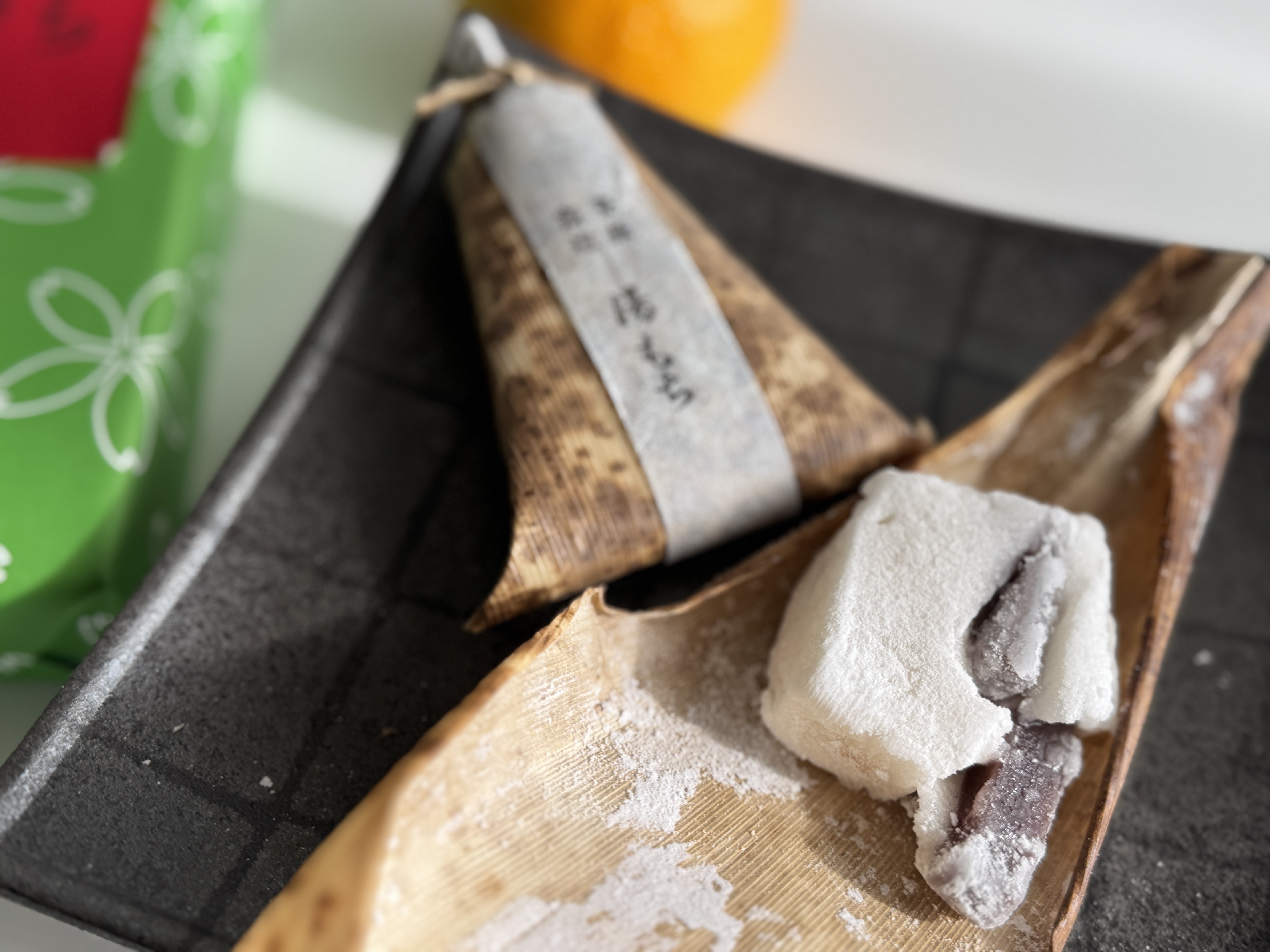 柚子香るふっわふわもち 箱根銘菓「ちもと」の「湯もち」｜YasukoMiyazaki