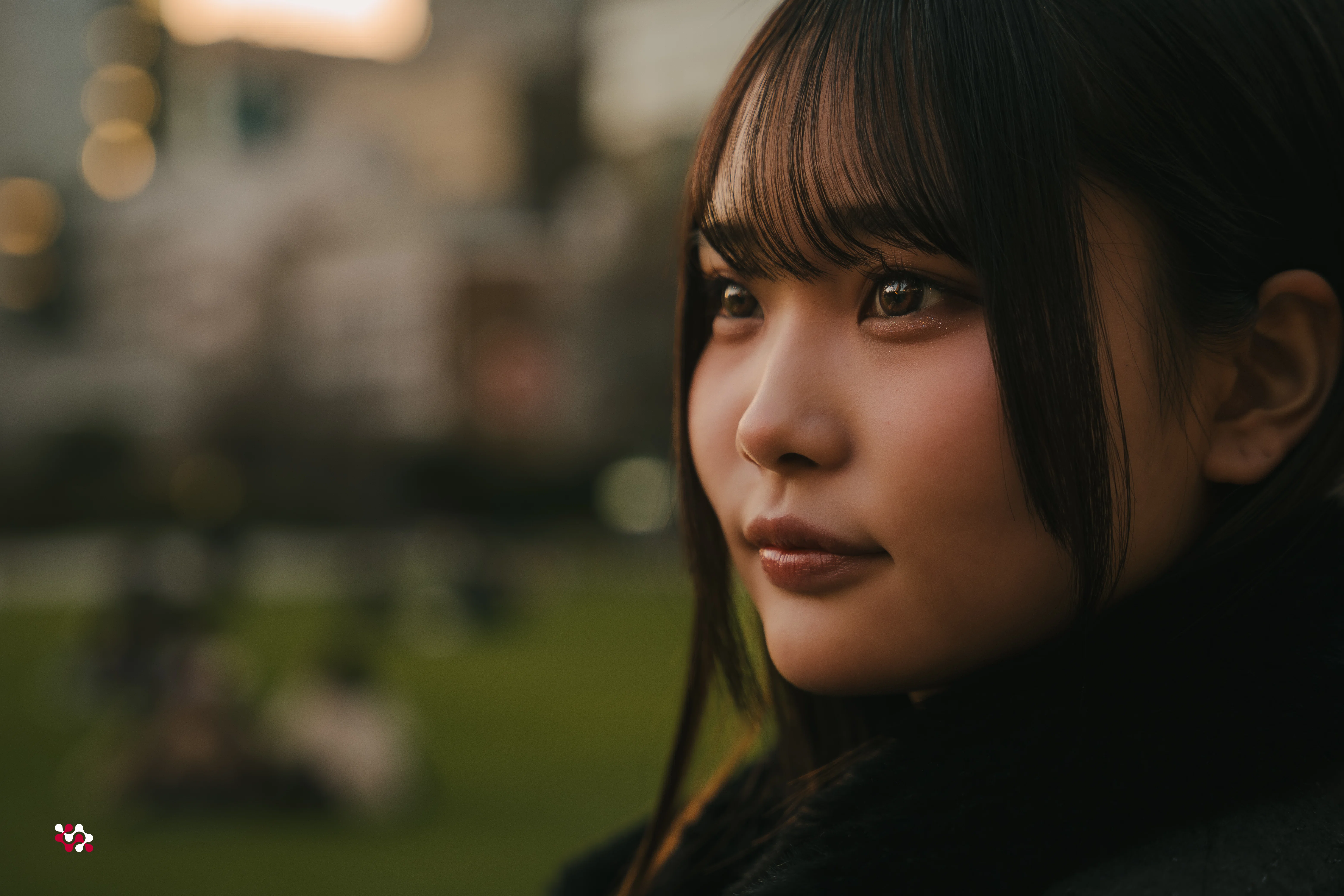 滾る感情を吐き出す（ポートレート撮影 作例の紹介）その54@某繁華街
